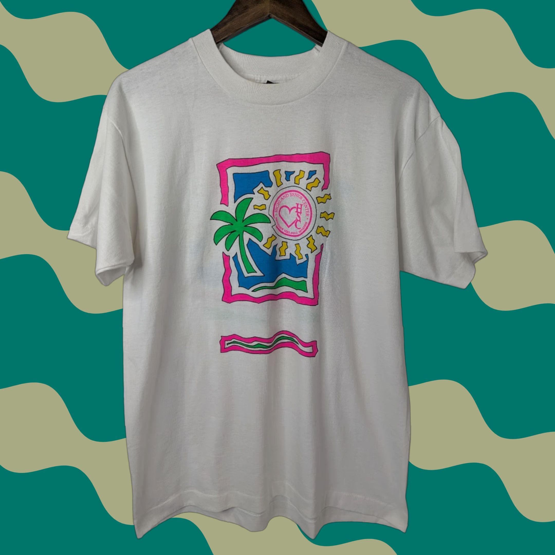 Vintage VINTAGE Screen Stars T-Shirt Short Sleeve Crew Neck L White USA 80s 90s Single Stitch Senior in Action Size US L / EU 52-54 / 3 - 1 Thumbnail