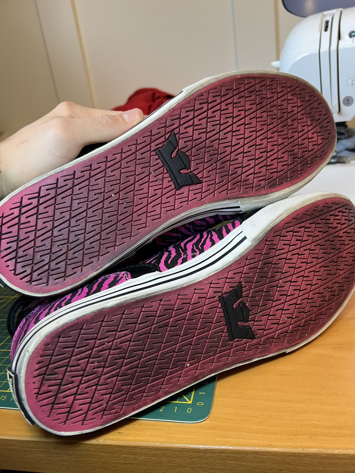 Supra Vintage Supra Muska Skytop Black Magenta Zebra Striped shoes Size US 13 / EU 46 - 16 Thumbnail