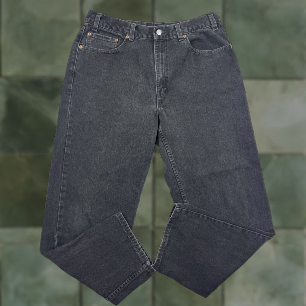 Levi's VINTAGE Levi's 550 Jeans Relaxed Fit Adult 36x30 Black 90s Y2K Hipster Levis 550 Jeans Mens Jeans Black 90s America's USA Size US 36 / EU 52 - 1 Thumbnail