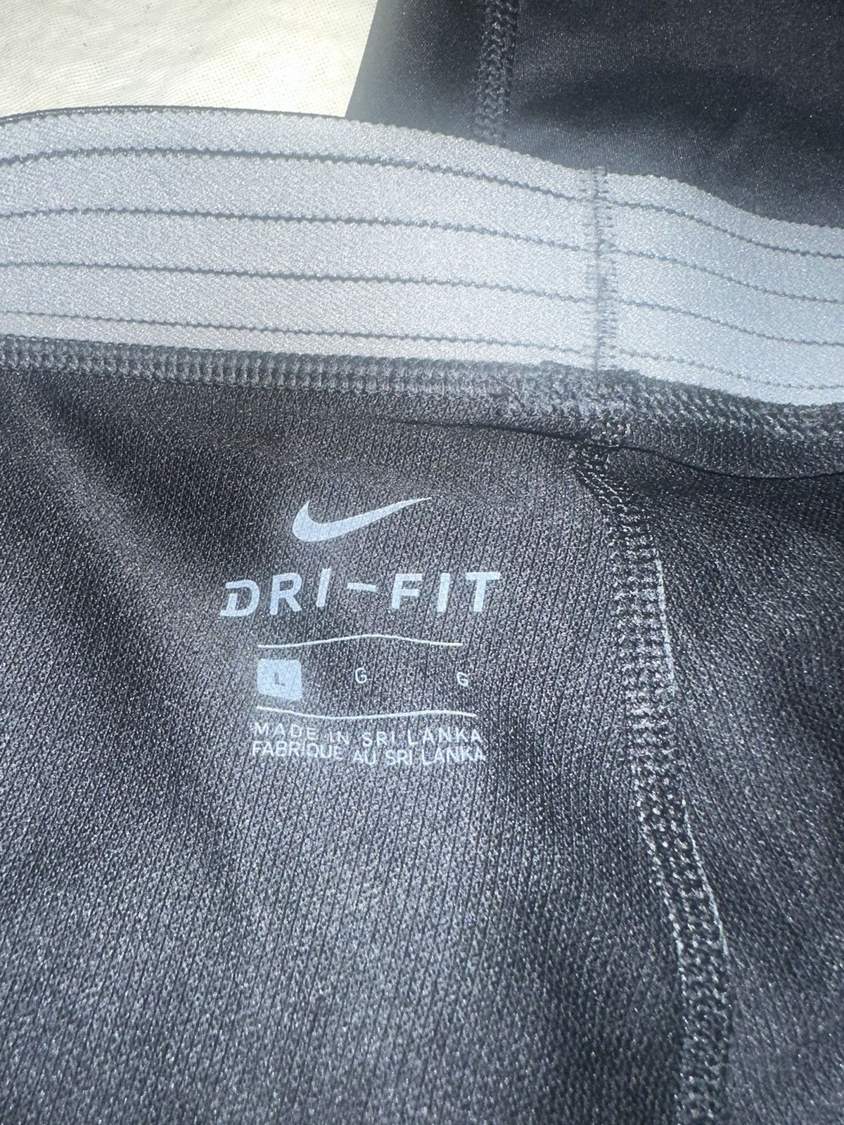 Nike Men’s used Nike Pro size L large black 3/4 leggings Size US 32 / EU 48 - 2 Thumbnail