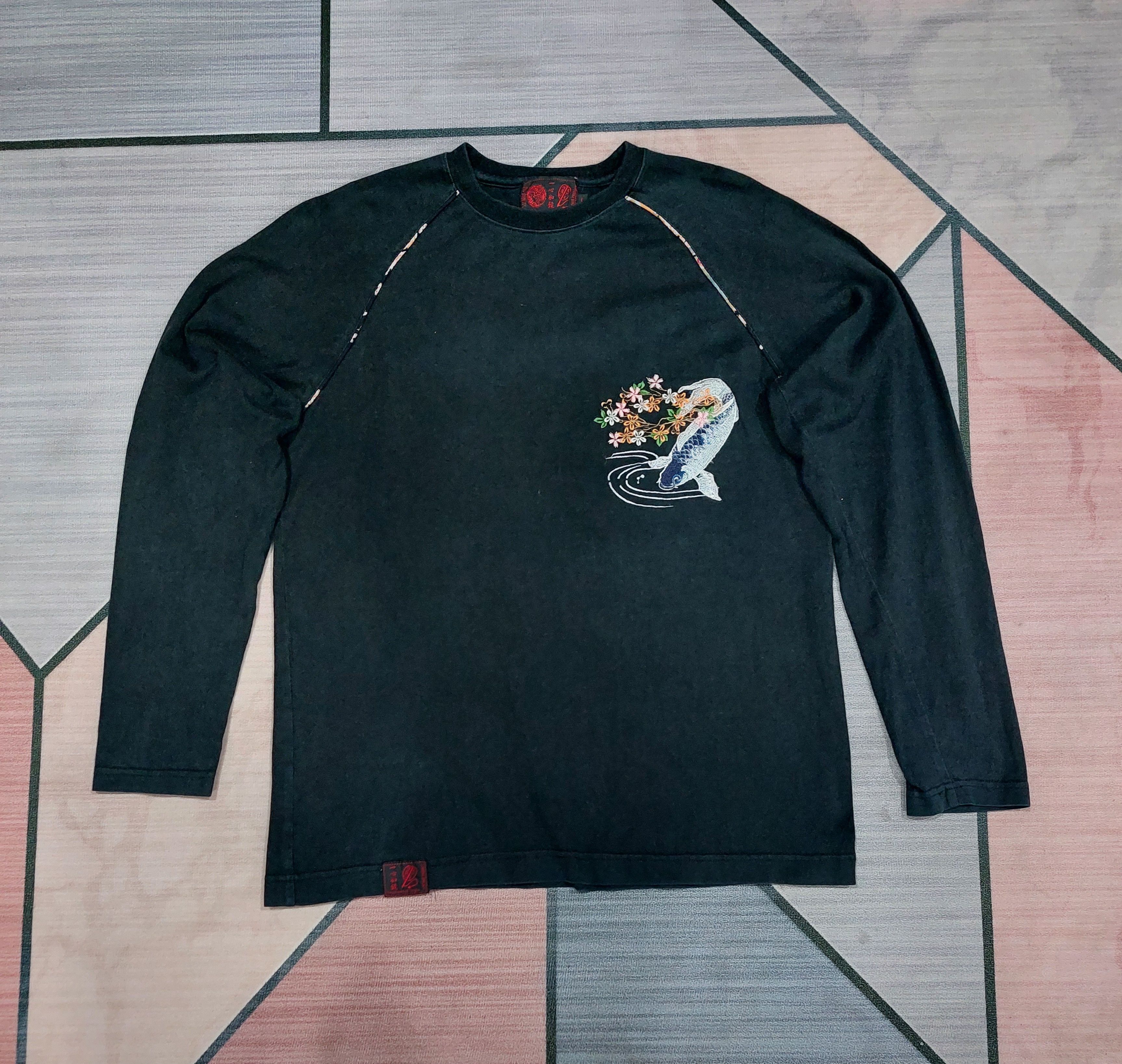 If Six Was Nine × Le Grande Bleu (L.G.B.) SUKAJAN.LONG SLEEVE T EMBROIDERY FISH KOI DESIGN Size US M / EU 48-50 / 2 - 11 Thumbnail