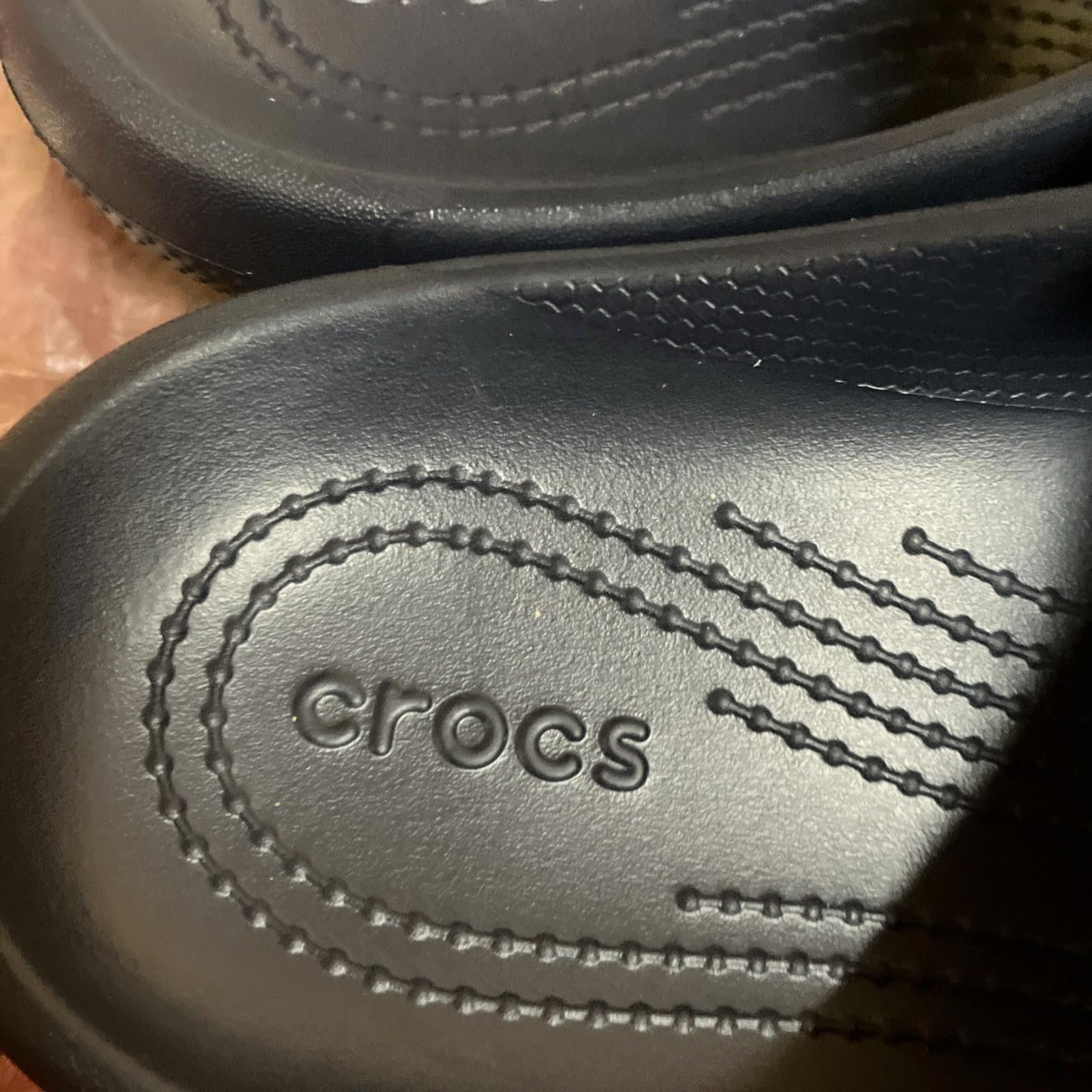 Crocs Crocs Classic Sandals V2 Summer Shoes Navy Blue NWT Size US 8 / EU 41 - 5 Thumbnail