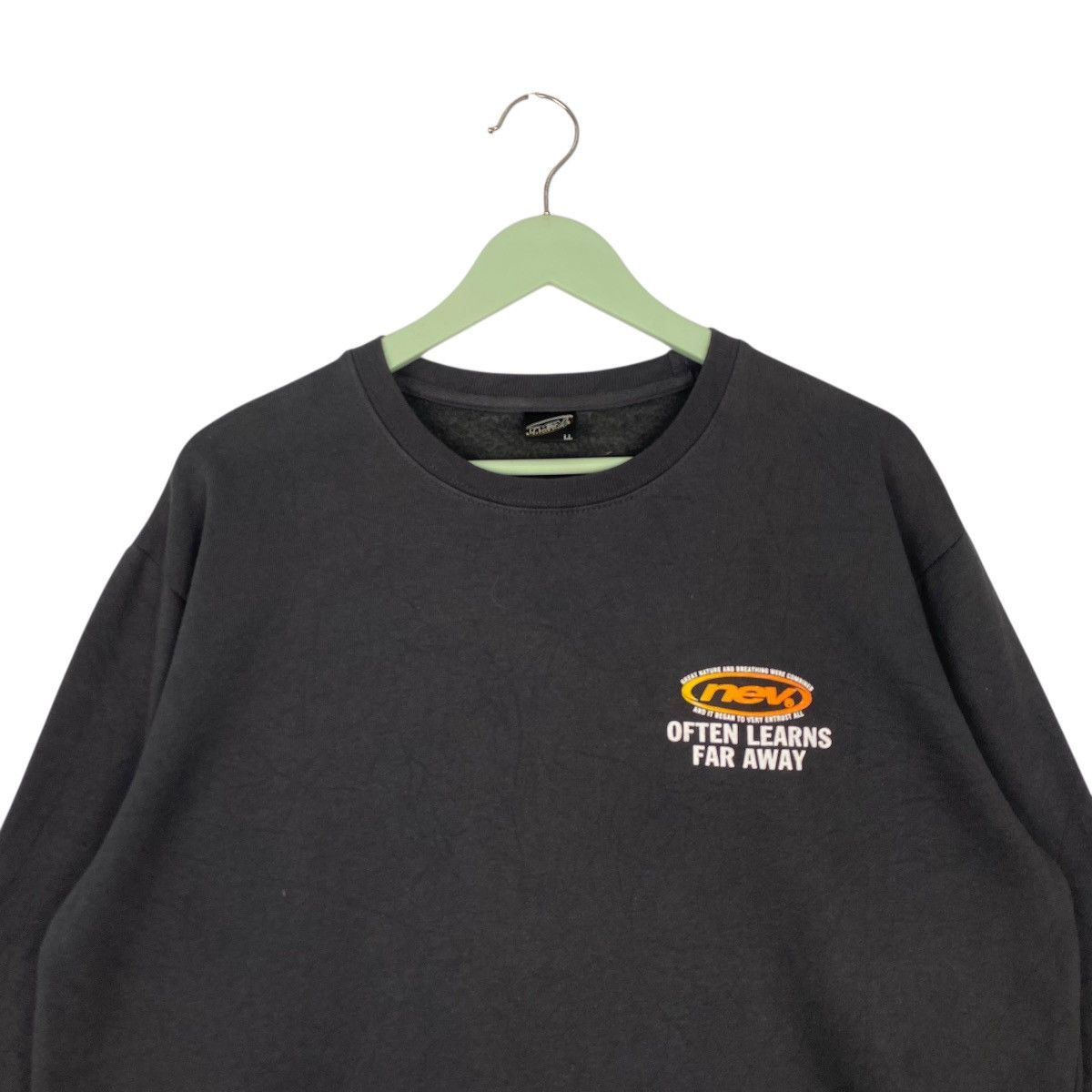 Vintage Vintage NEV Surfboard Sweatshirt Crewneck Black Size LL Size US L / EU 52-54 / 3 - 8 Thumbnail