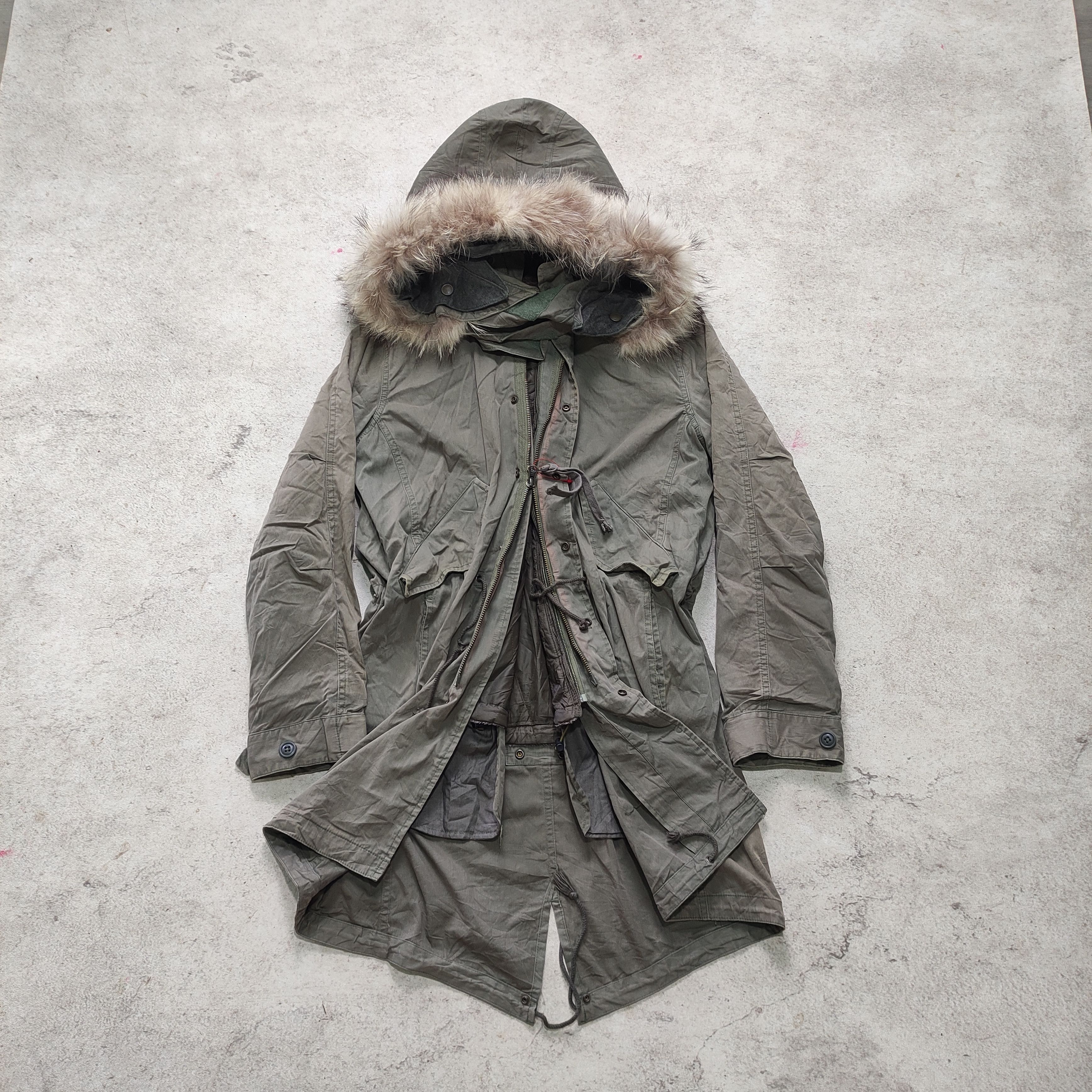 Le Grande Bleu (L.G.B.) Nano Universe Fishtail “Wizard” Fur Parka style G.O.A Size US M / EU 48-50 / 2 - 1 Thumbnail