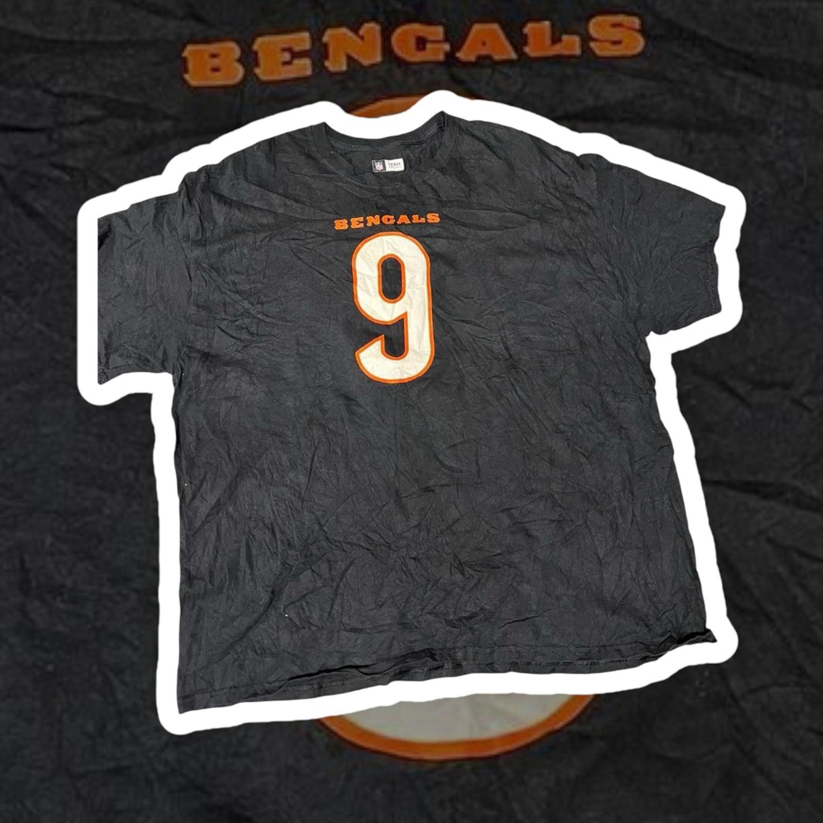 NFL Cincinnati Bengals Joe Burrow Jersey T-Shirt - Size 2XL Size US XXL / EU 58 / 5 - 1 Thumbnail