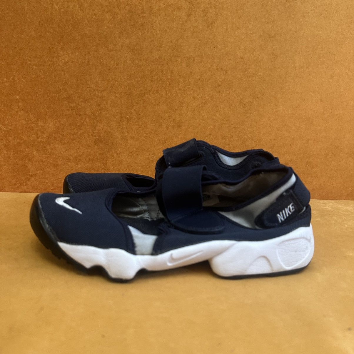 Nike Nike Rift Sandals Sneakers Rare Mini Swoosh Hype Navy White Size US 8.5 / IT 38.5 - 6 Thumbnail