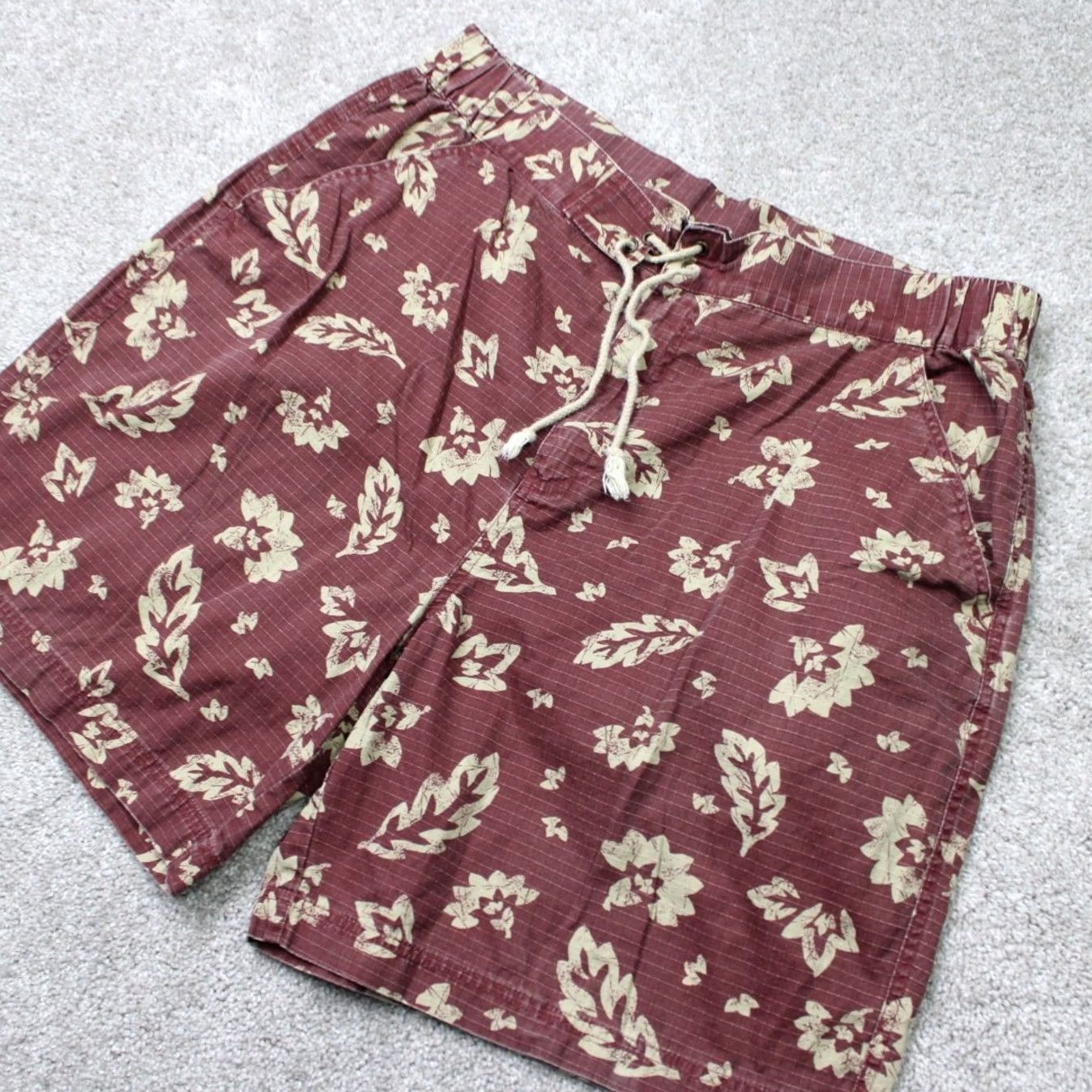 The Territory Ahead Territory Ahead Shorts Mens XL Red Floral 7" Drawstring 100% Cotton Hybrid Pants Chino Relaxed? Size US 36 / EU 52 - 2 Thumbnail
