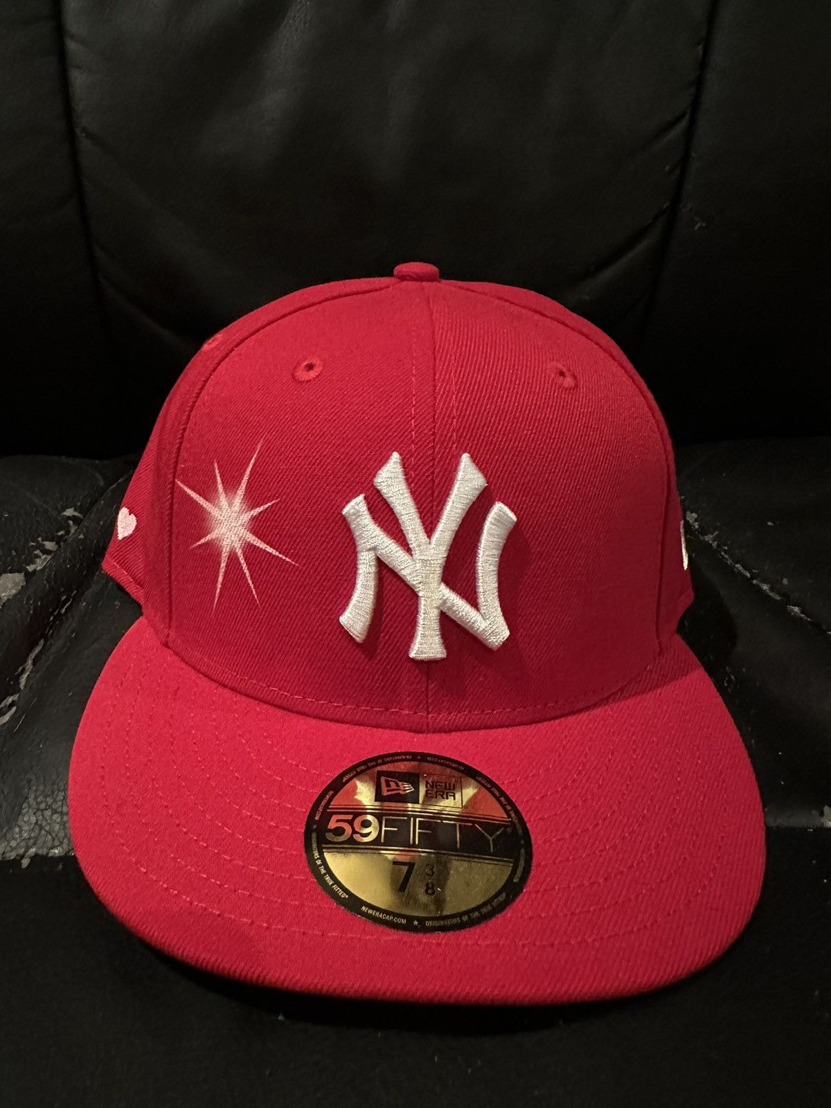 image of Ay El Ay En x New Era Valentine’S Day Red New York Yankees Fitted 7 3/8, Men's