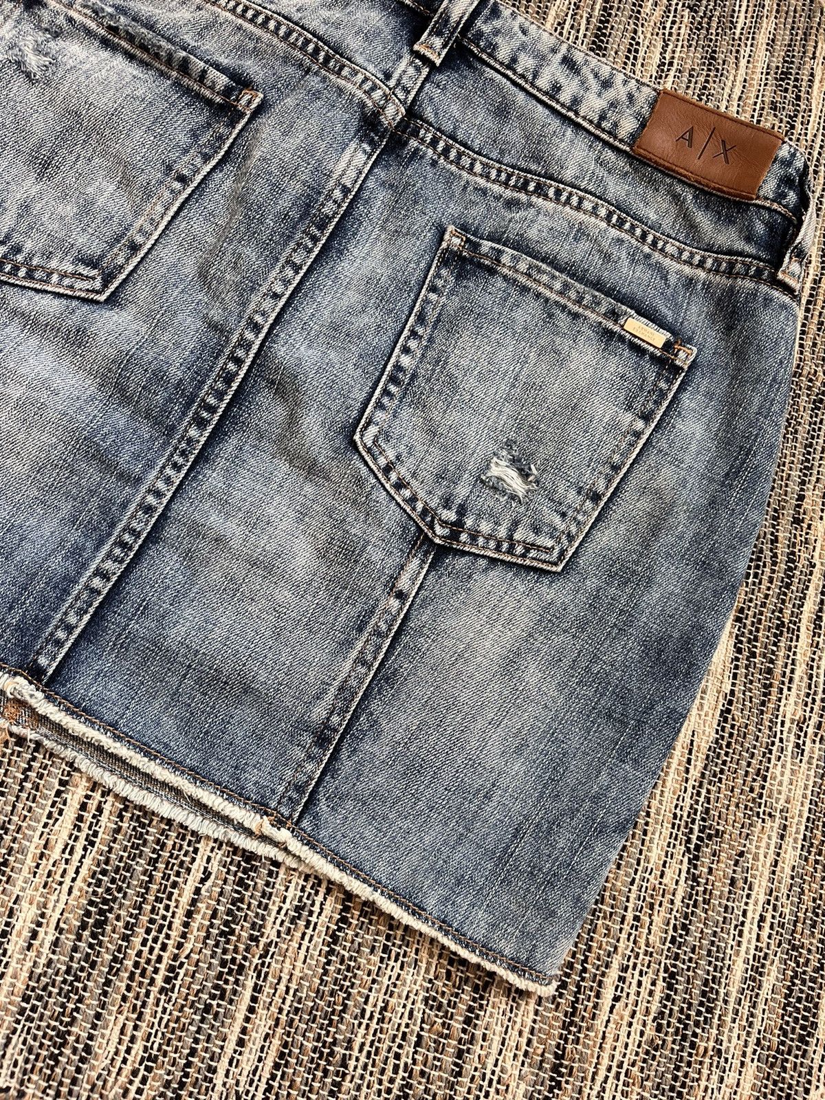 Armani Exchange × Vintage Armani Exchange skirt luxury distressed faded style Size 28" / US 6 / IT 42 - 11 Thumbnail