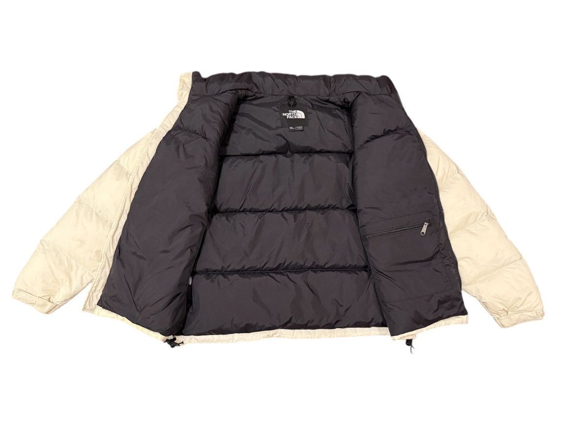 The North Face The North Face 700 Retro Nuptse Jacket TNF White/TNF Black Size US L / EU 52-54 / 3 - 5 Thumbnail