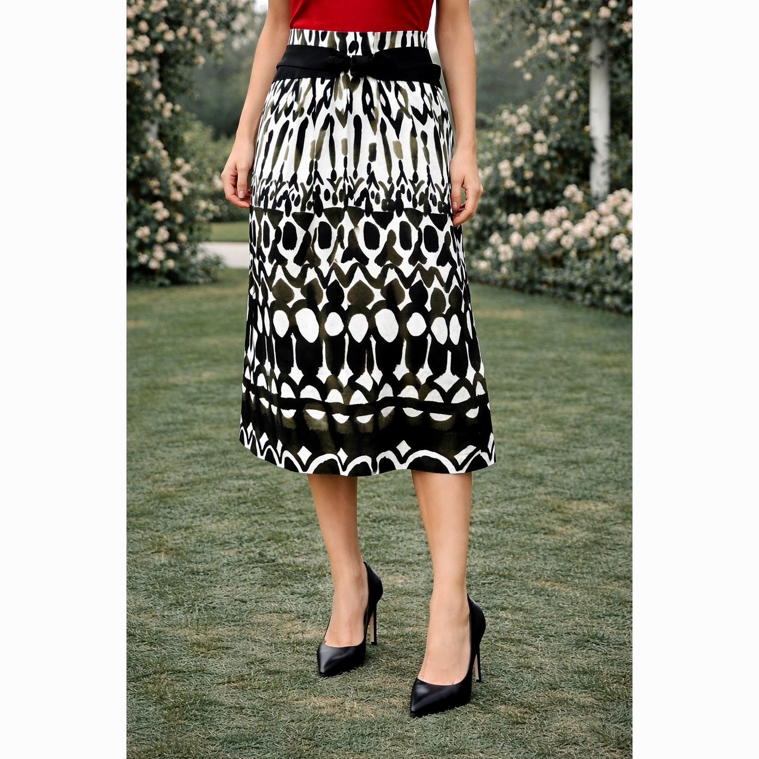 Elie Tahari Elie Tahari Abigail Skirt Black Belt Sand Dune Size 14 Size 36" / US 14 / IT 50 - 1 Thumbnail