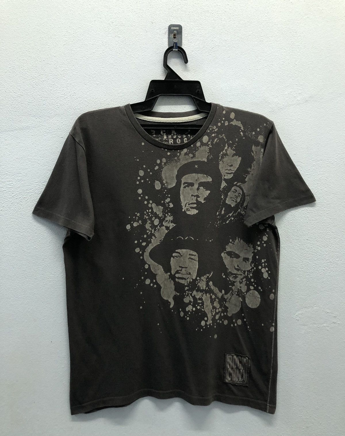 Band Tees Vintage Sex Drugs Rock N Roll Rock Con T-Shirt Size US M / EU 48-50 / 2 - 1 Thumbnail