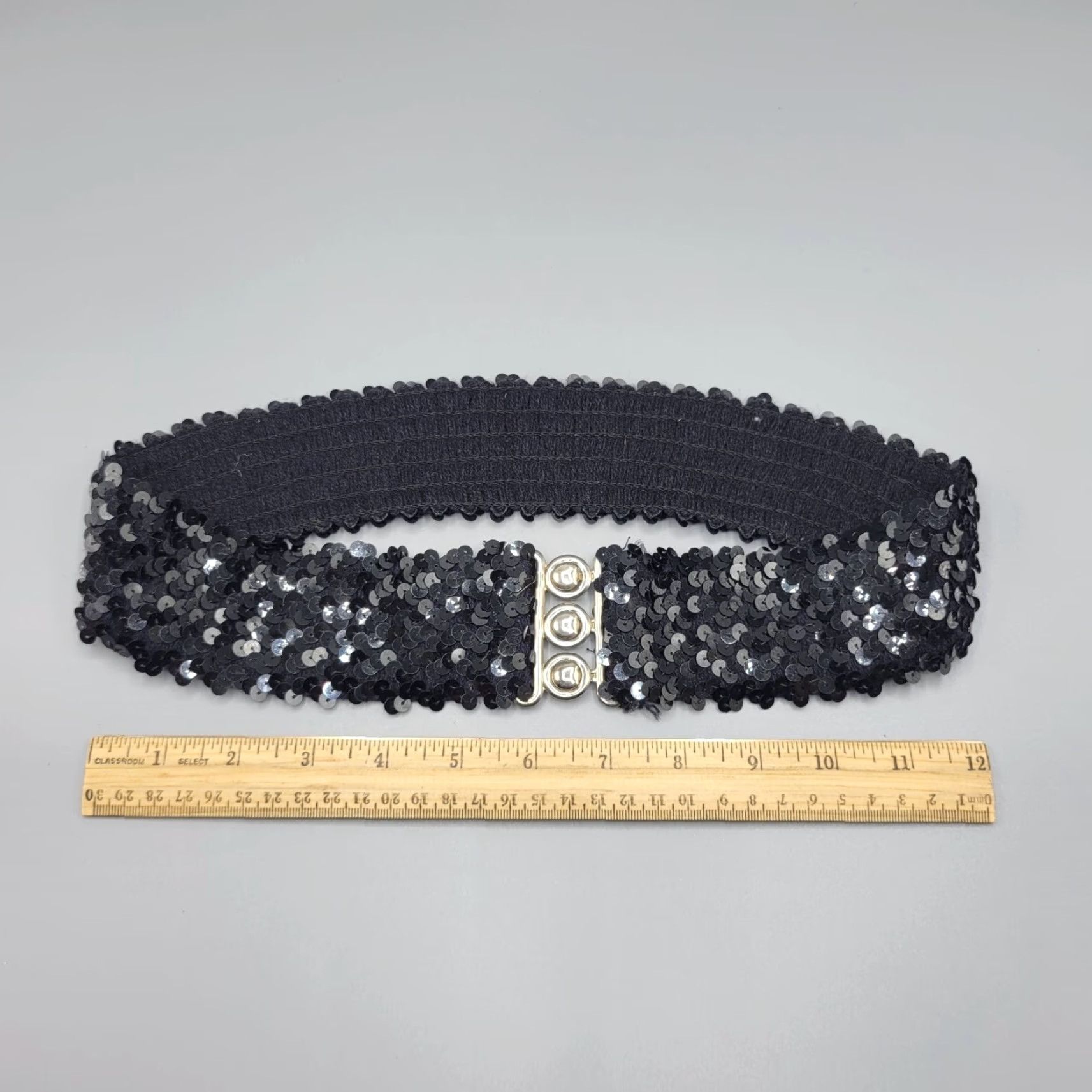 Vintage VINTAGE Black Sequin Elastic Stretch Belt Metal Clasp Closure Clubwear Women One Size Black Sequin Belt Womens Size ONE SIZE - 6 Thumbnail
