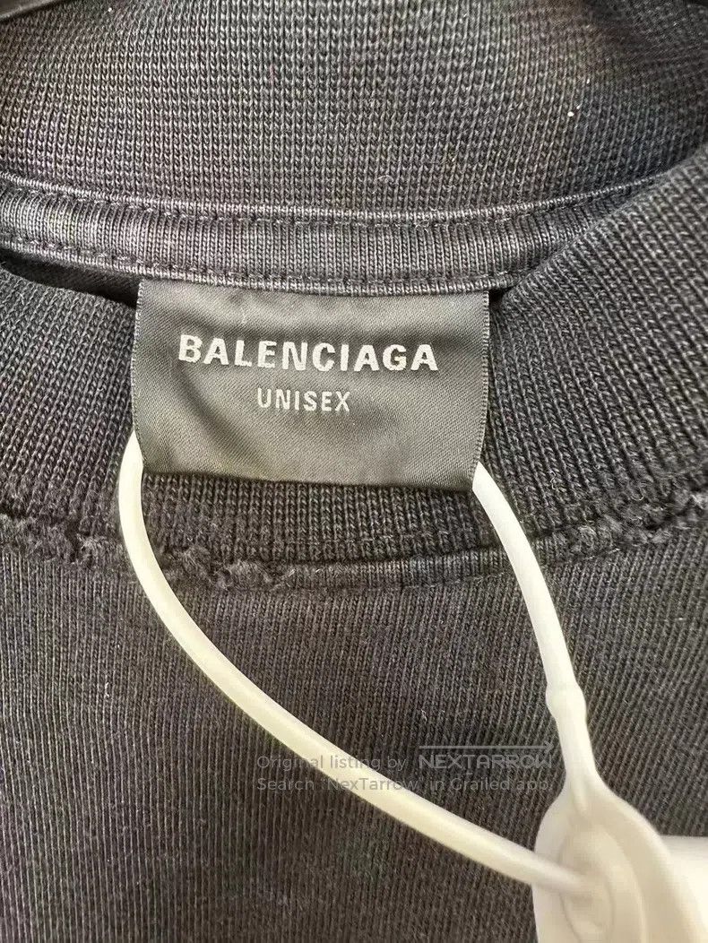 Balenciaga Balenciaga Distressed Short Sleeve Size US S / EU 44-46 / 1 - 3 Thumbnail