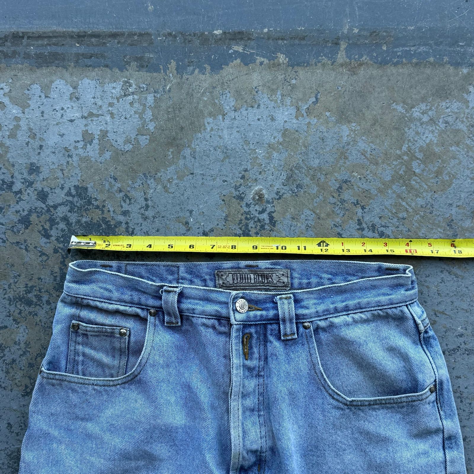 Vintage Vintage 90’s Lightwash Denim Jorts Sz 32 Size US 32 / EU 48 - 6 Thumbnail