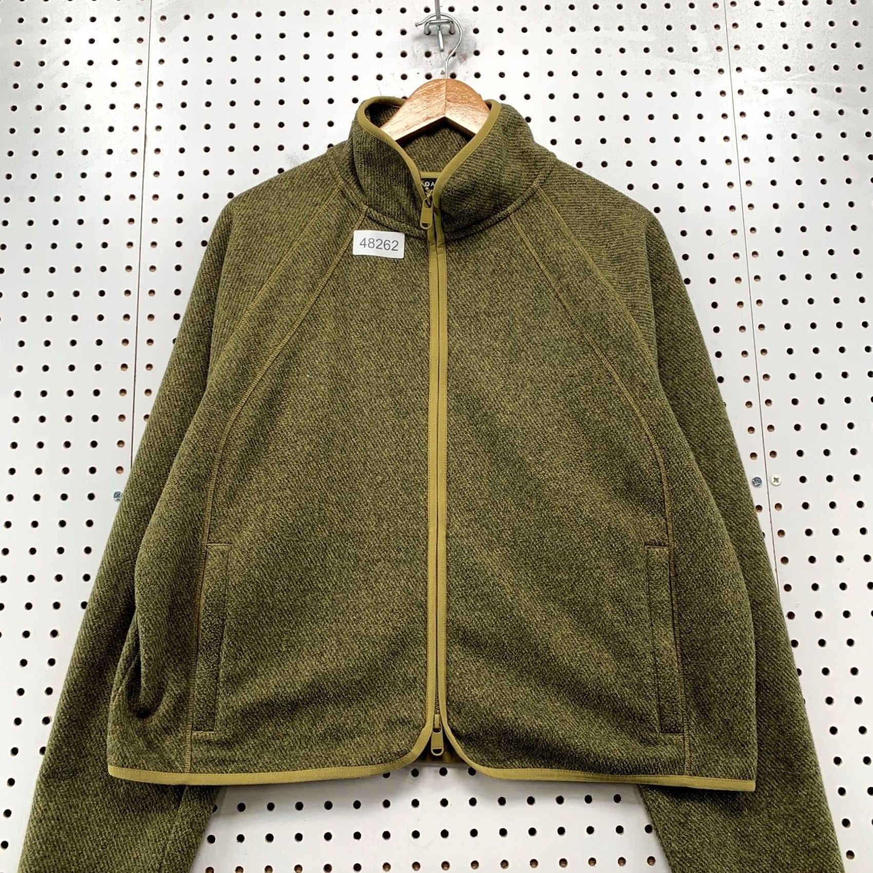 Athleta Athleta Fleece Zip Jacket Womens Large Olive Green Stroll Full Collared Size L / US 10 / IT 46 - 2 Thumbnail