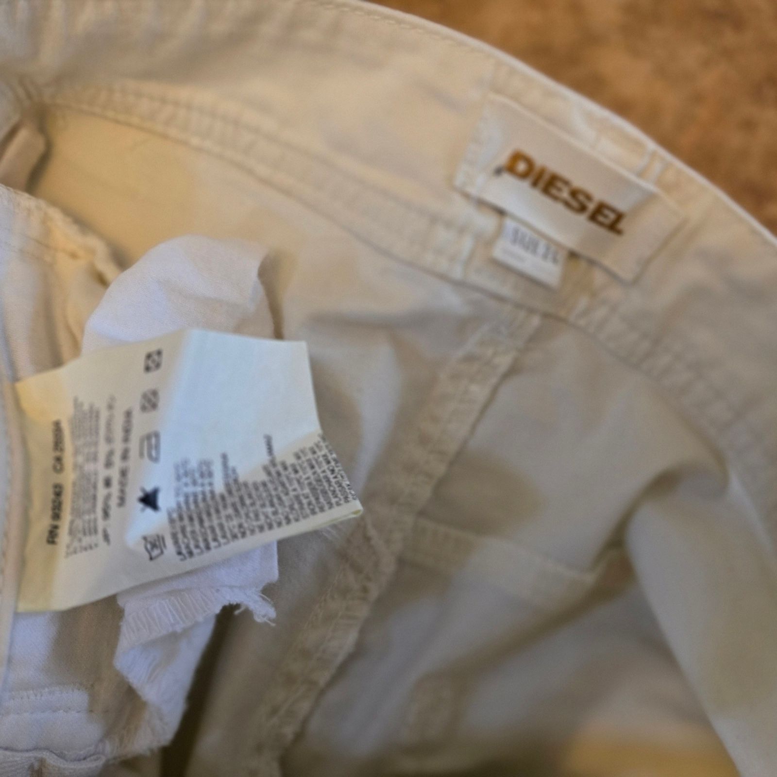 Diesel White Cream | DIESEL | Detailed Casual Pant Size 24" / US 00 / IT 34 - 3 Thumbnail