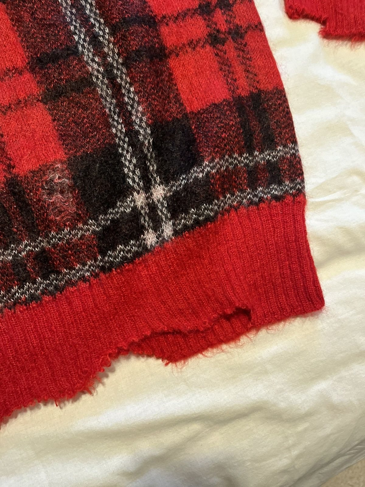 Alexander McQueen Alexander McQueen distressed mohair oversized sweater Size US S / EU 44-46 / 1 - 6 Thumbnail