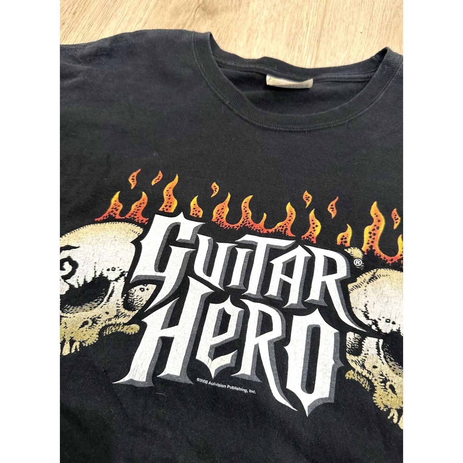 Vintage VINTAGE Guitar Hero T-Shirt Mens Large Black Short Sleeve Crew Neck Retro Music Skull Flaming Skulls Video Game Tshirt Size US L / EU 52-54 / 3 - 5 Thumbnail