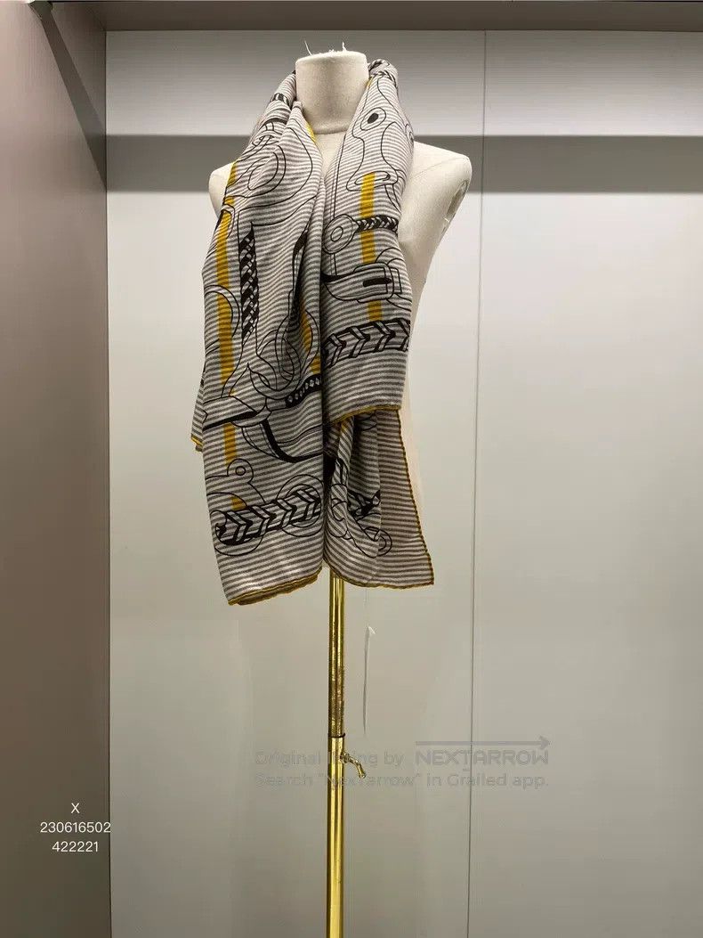 Hermes Hermes size 138×138cm Grey patterned cashmere scarf Size ONE SIZE - 1 Thumbnail