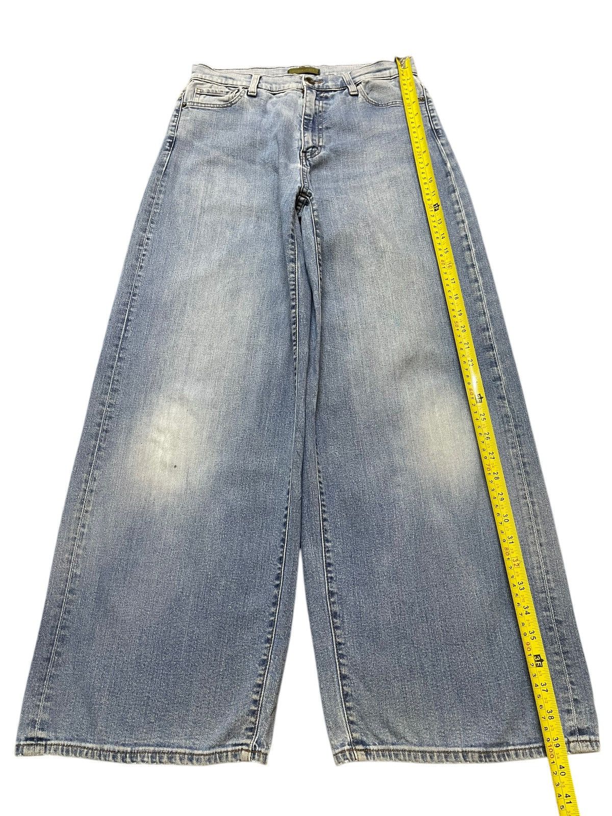 Uniqlo Vintage Japanese Uniqlo Blue Faded Wash Style Baggy Jeans Size US 28 / EU 44 - 12 Thumbnail