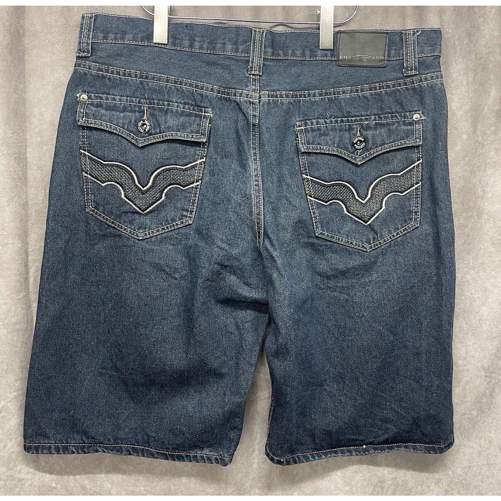 Phat Farm VINTAGE Phat Farm Men's 38 Baggy Jorts Dark Wash Denim Short Size US 38 / EU 54 - 1 Thumbnail
