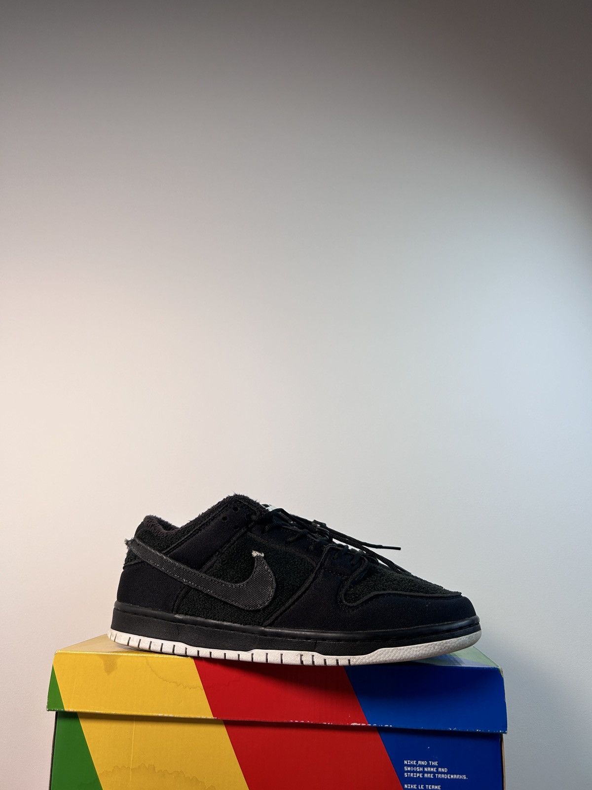 image of Gnarhunters X Dunk Low Sb 'black' Shoes, Men's (Size 12)