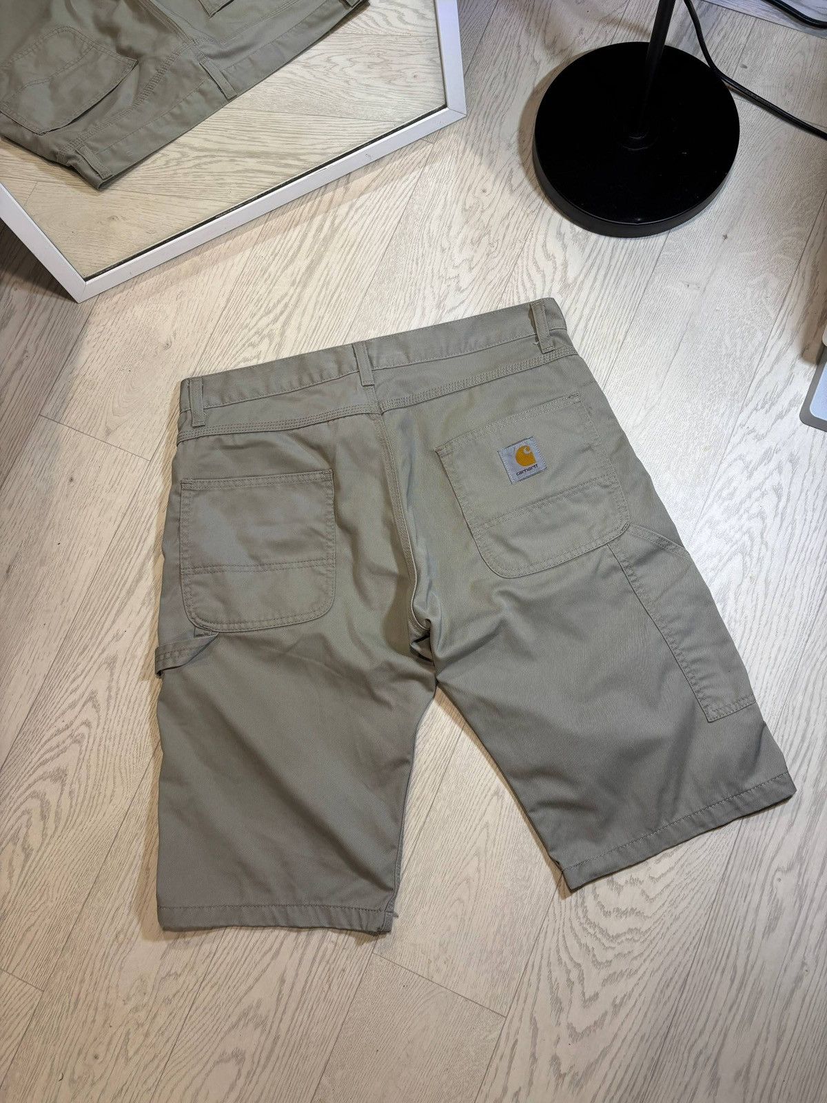 Carhartt Carhartt short Size:33 Size US 33 - 1 Thumbnail