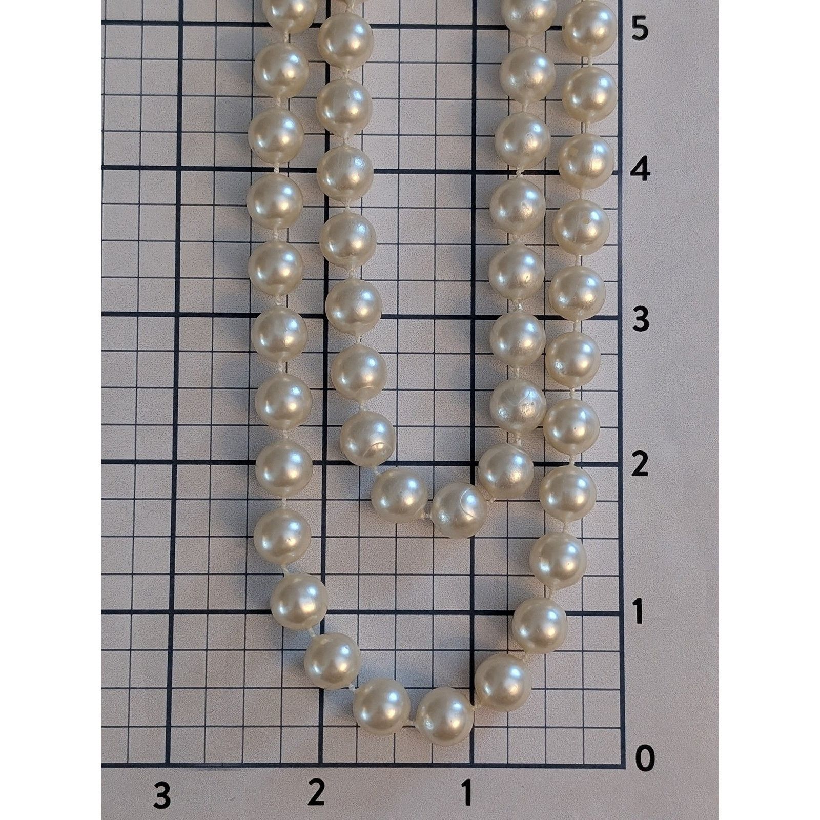 Vintage Lovely Vintage 1980s Classic 48" Ivory Faux Pearl Necklace Size ONE SIZE - 4 Thumbnail