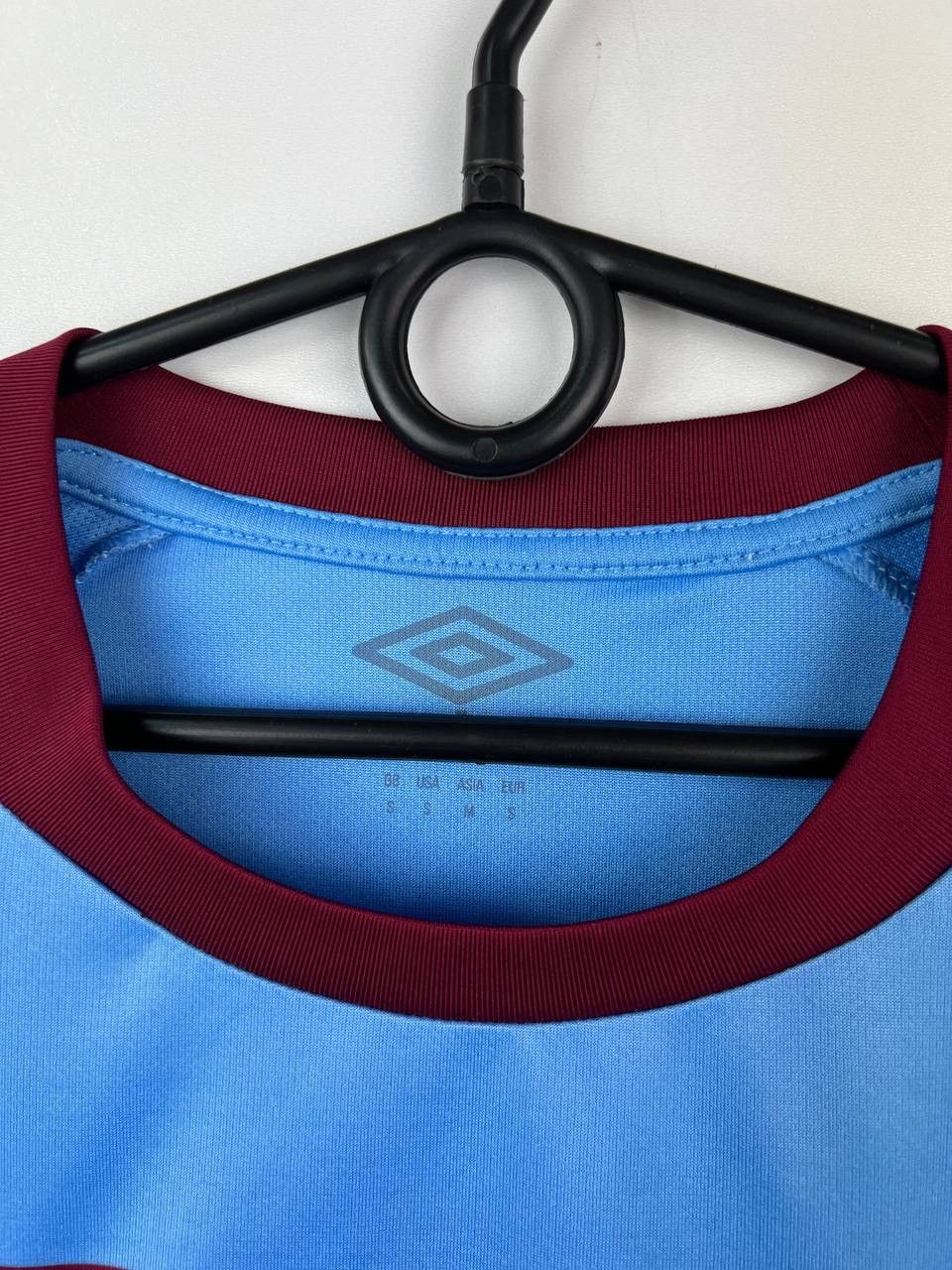 Umbro West Ham Umbro jersey t-shirts size S Size US S / EU 44-46 / 1 - 4 Thumbnail