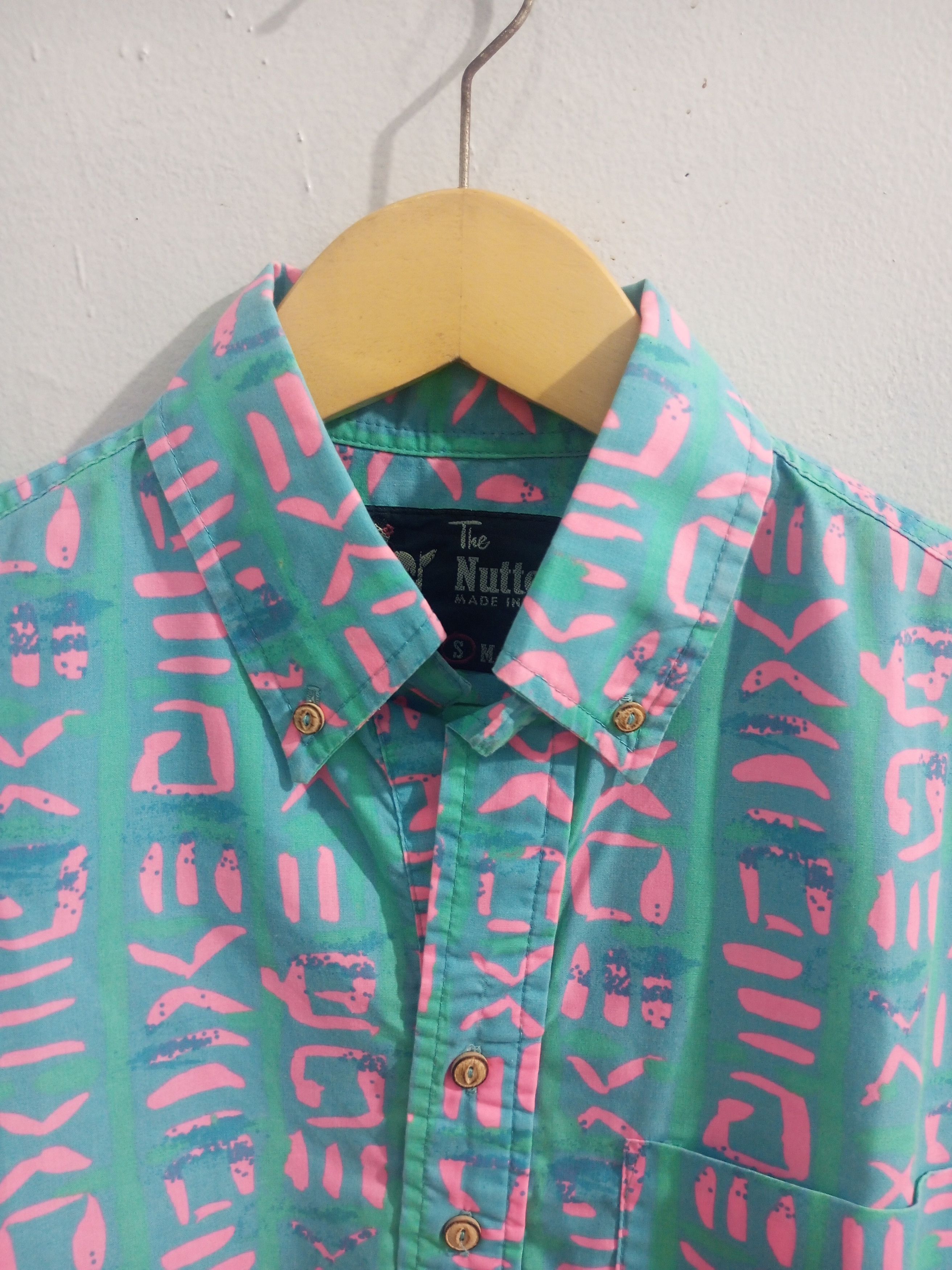 Vintage the nutter half button open colar hawaiian shirt