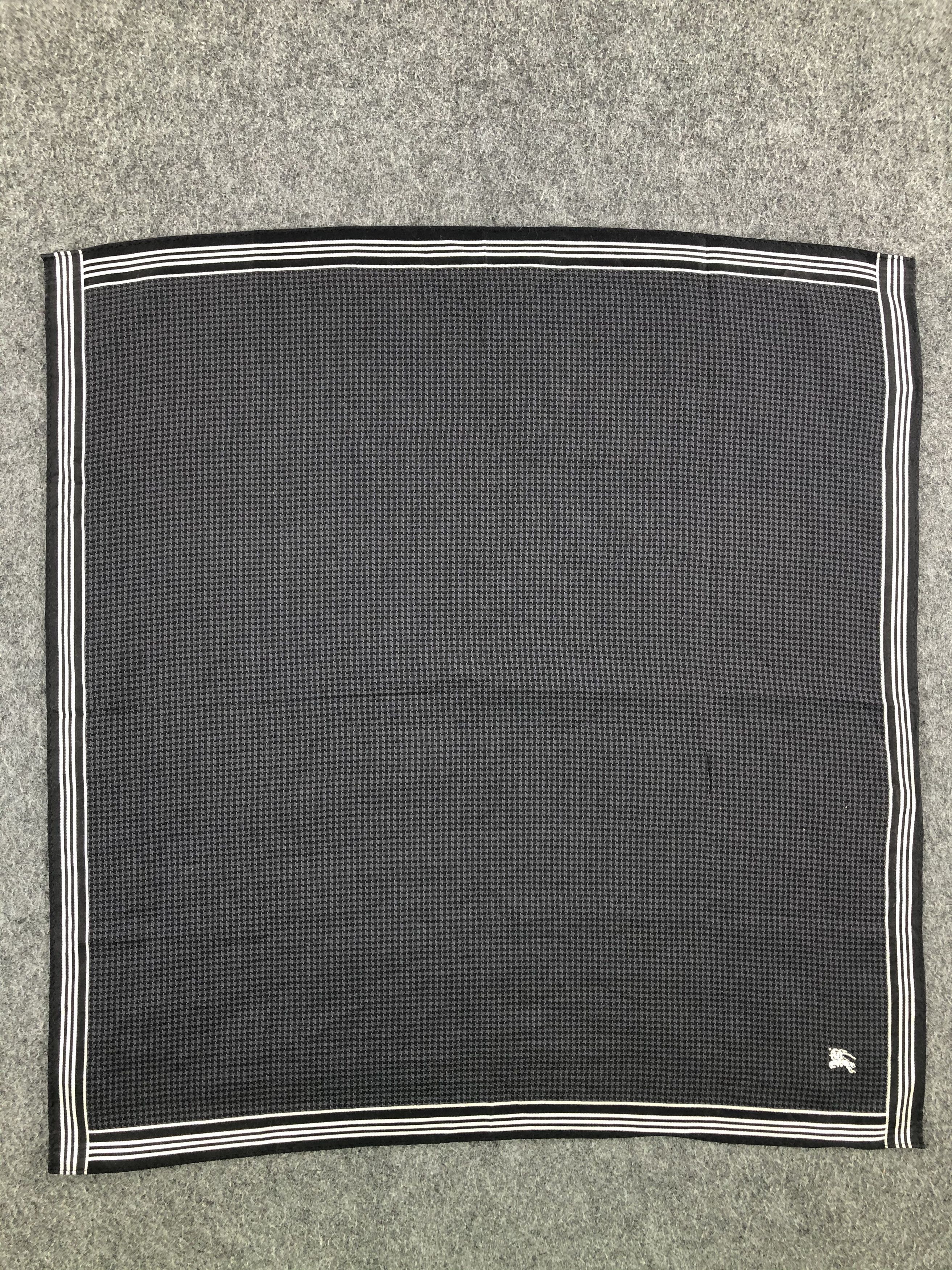 Burberry Burberry Handkerchief / Bandana / Neckerchief Size ONE SIZE - 3 Thumbnail