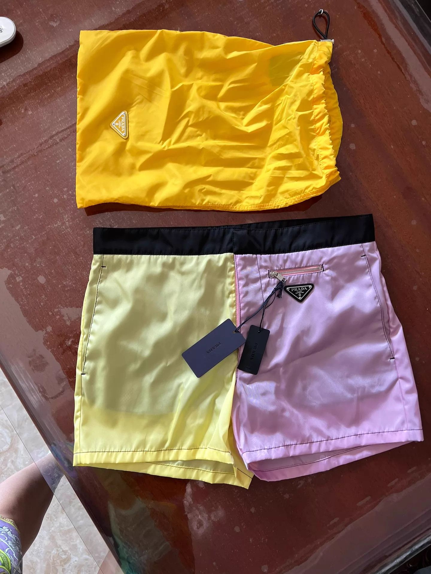 Prada Prada Color Block Triangle Logo Classic Short New Size 48 Size US 32 / EU 48 - 1 Thumbnail