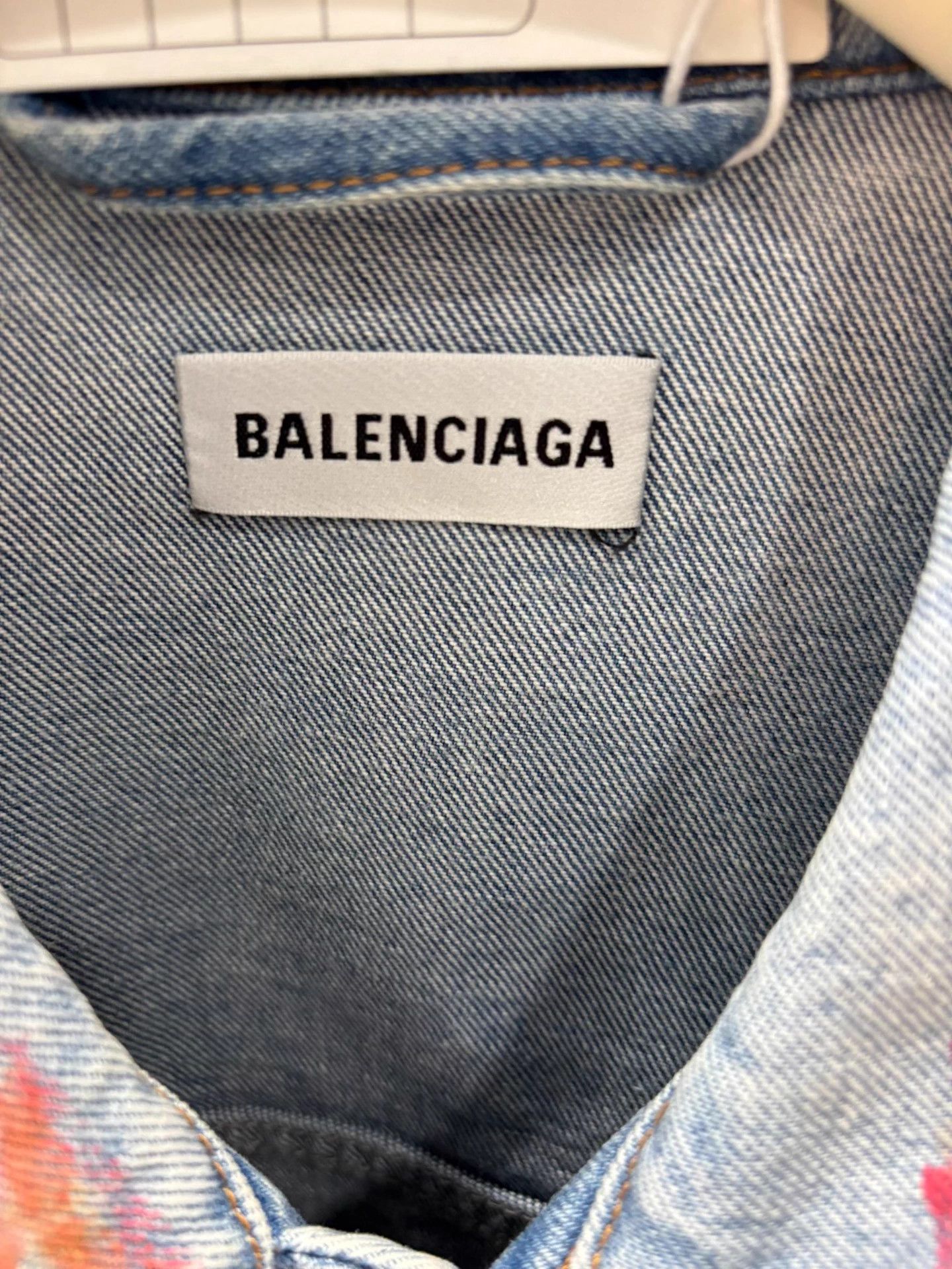 Balenciaga Balenciaga All Over Graffiti Oversize Denim Jacket NOS 40 Size US XXS / EU 40 - 2 Thumbnail