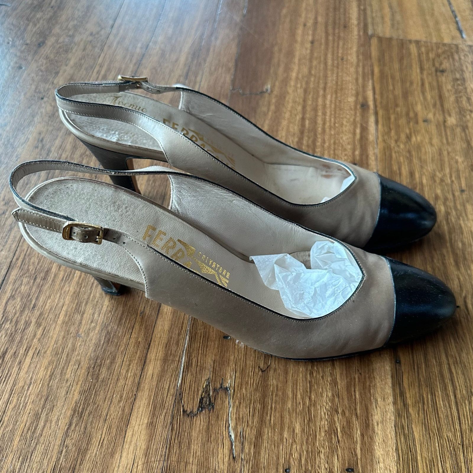 Salvatore Ferragamo Salvatore Ferragamo Vintage Sling Back Black Cap Heels 9.5 Size US 9.5 / IT 39.5 - 1 Thumbnail