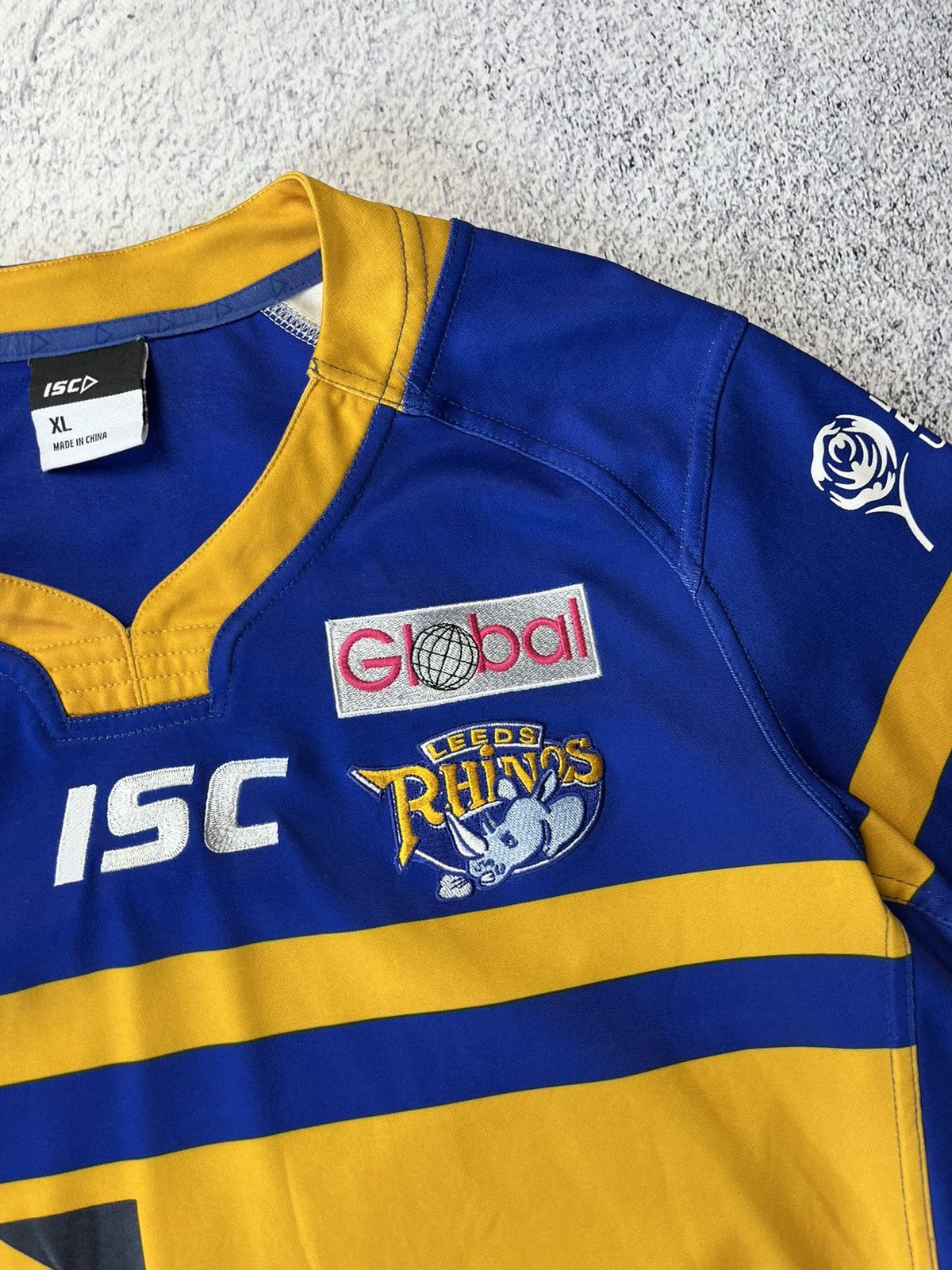 Vintage ISC Leeds Rhinos 2016 Rugby Jersey Men's Size XL Size US XL / EU 56 / 4 - 7 Thumbnail
