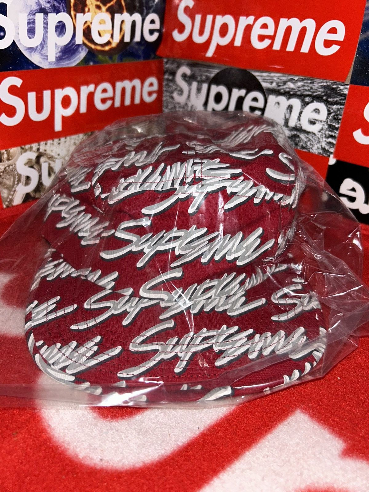 Supreme Supreme Signature Script Camp Cap SS19 NEW Size ONE SIZE - 1 Thumbnail