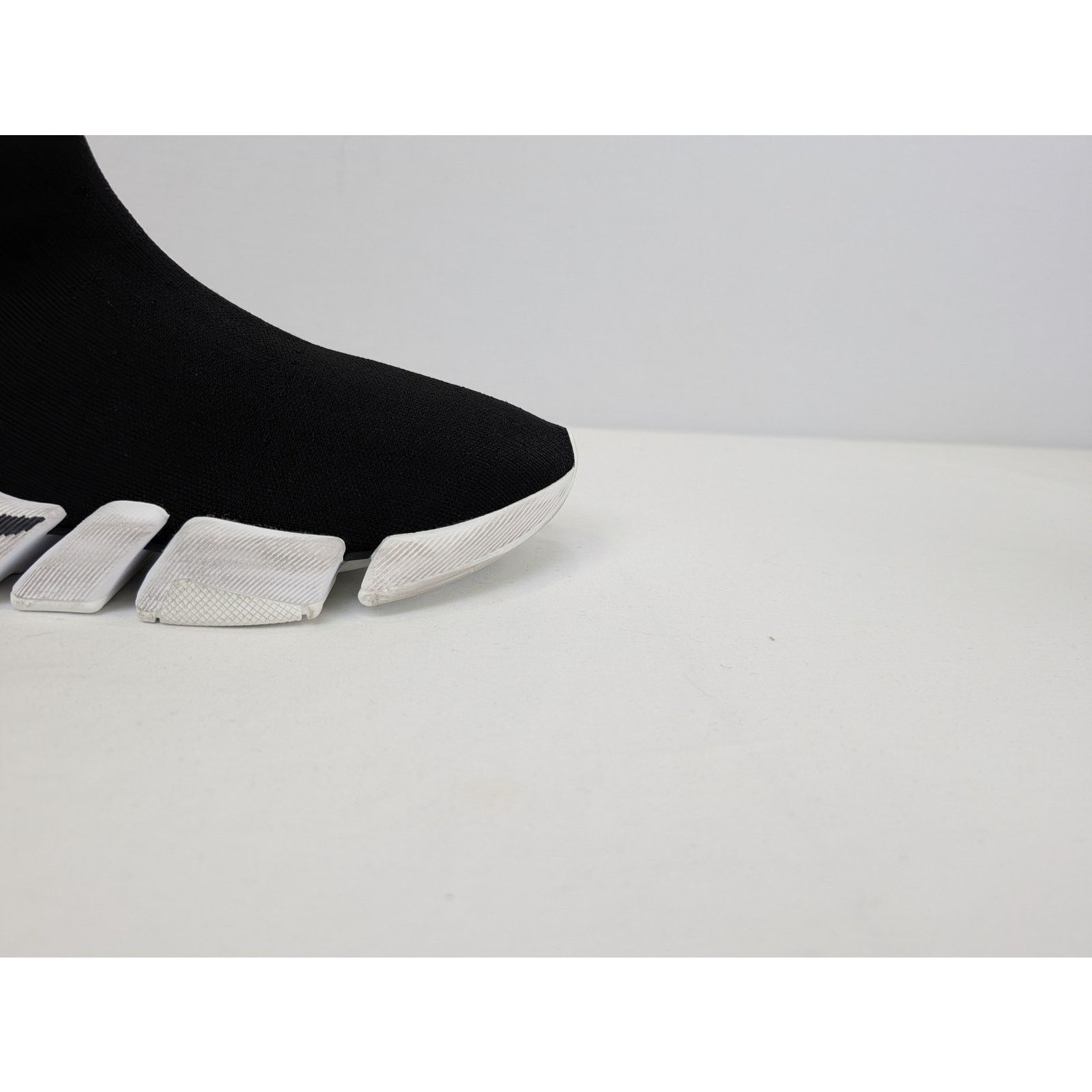 Balenciaga o1rshd1 Rec Knit Graffiti Speed 2.0 Lt Sneakers Black/White Size US 13 / EU 46 - 4 Thumbnail