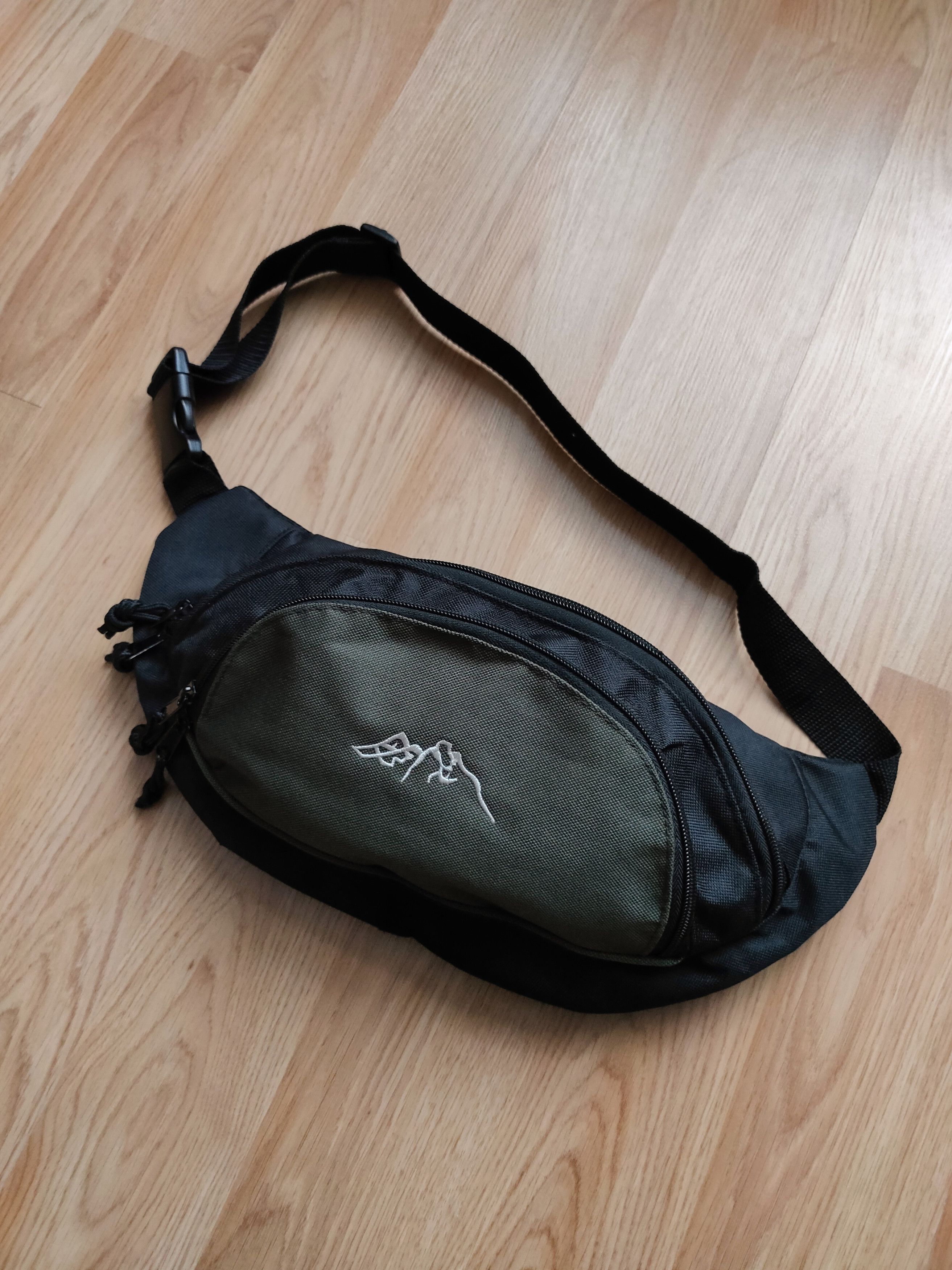 Outdoor Research Travel Waist Bag Outdoor Trekking Banana Bag Shoulder Bag Size ONE SIZE - 1 Thumbnail