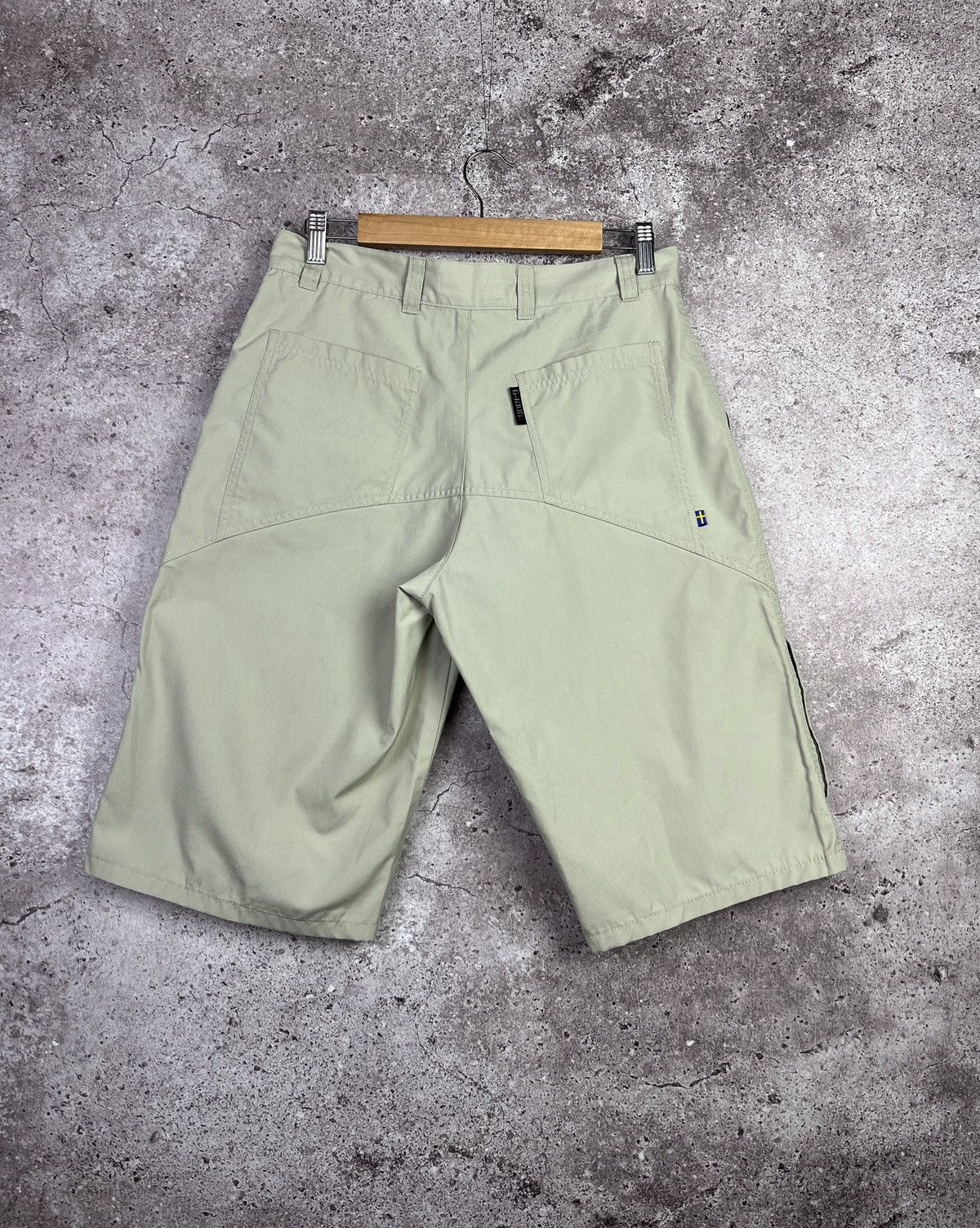 Fjallraven Vintage Fjällräven Lightweight Shorts Size 40 Hiking Outdoor Size US 29 - 3 Thumbnail
