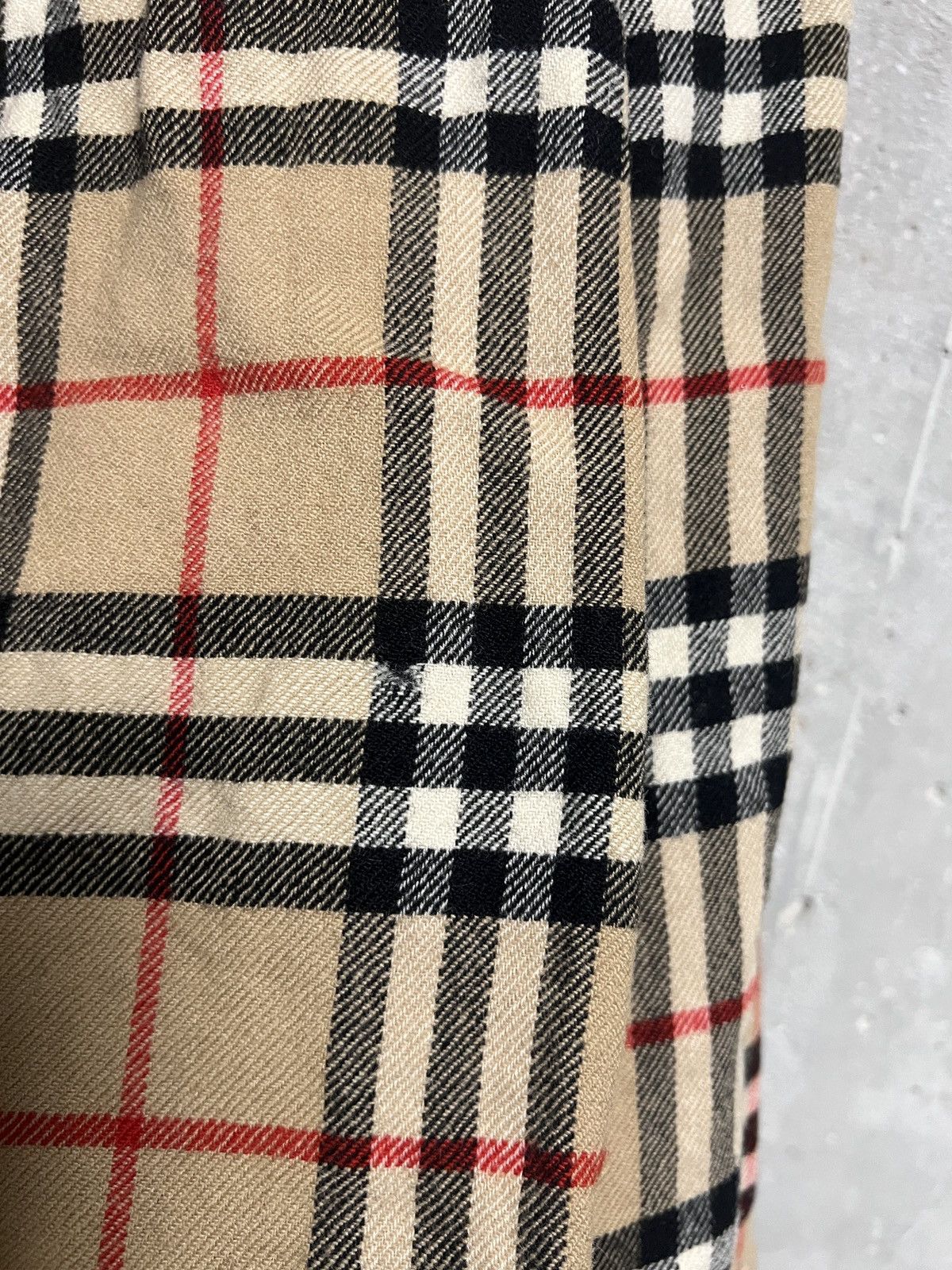 Burberry Vintage Burberrys Nova Check Skirt Wool. Long Beige Size 27" / US 4 / IT 40 - 3 Thumbnail