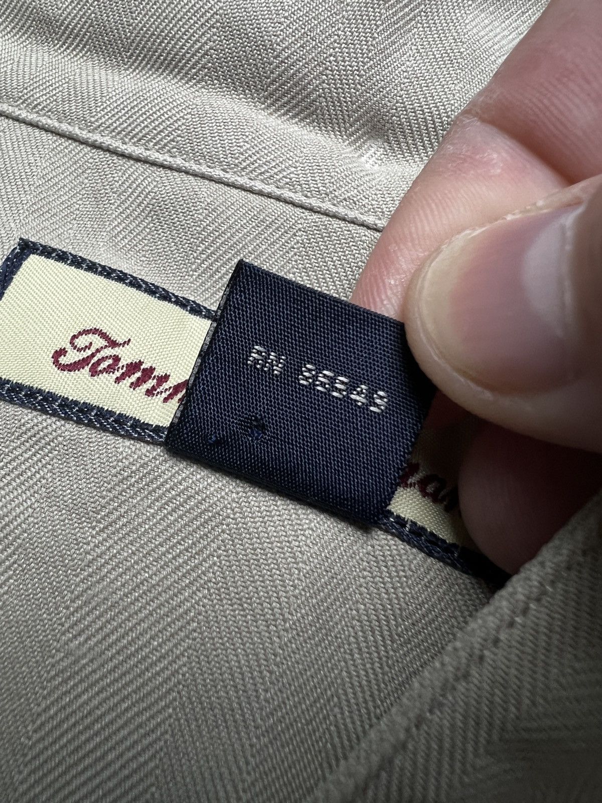 Tommy Bahama Tommy Bahama Beige 100% Silk Hawaiian Button Up Shirt y2k Size US XL / EU 56 / 4 - 15 Thumbnail