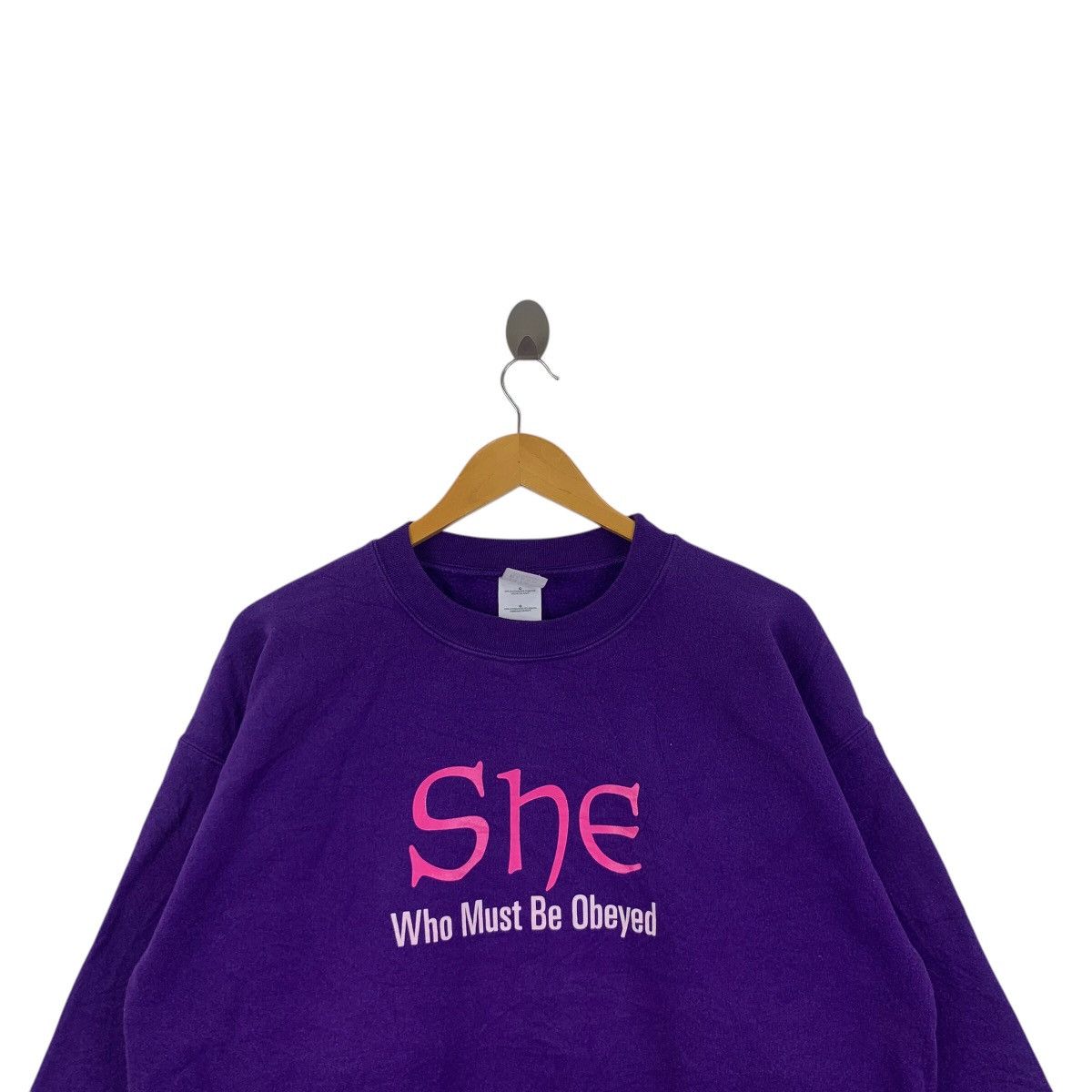 Gildan SHE WHO MUST Be Obeyed Print Purple Sweatshirt Size US L / EU 52-54 / 3 - 2 Thumbnail