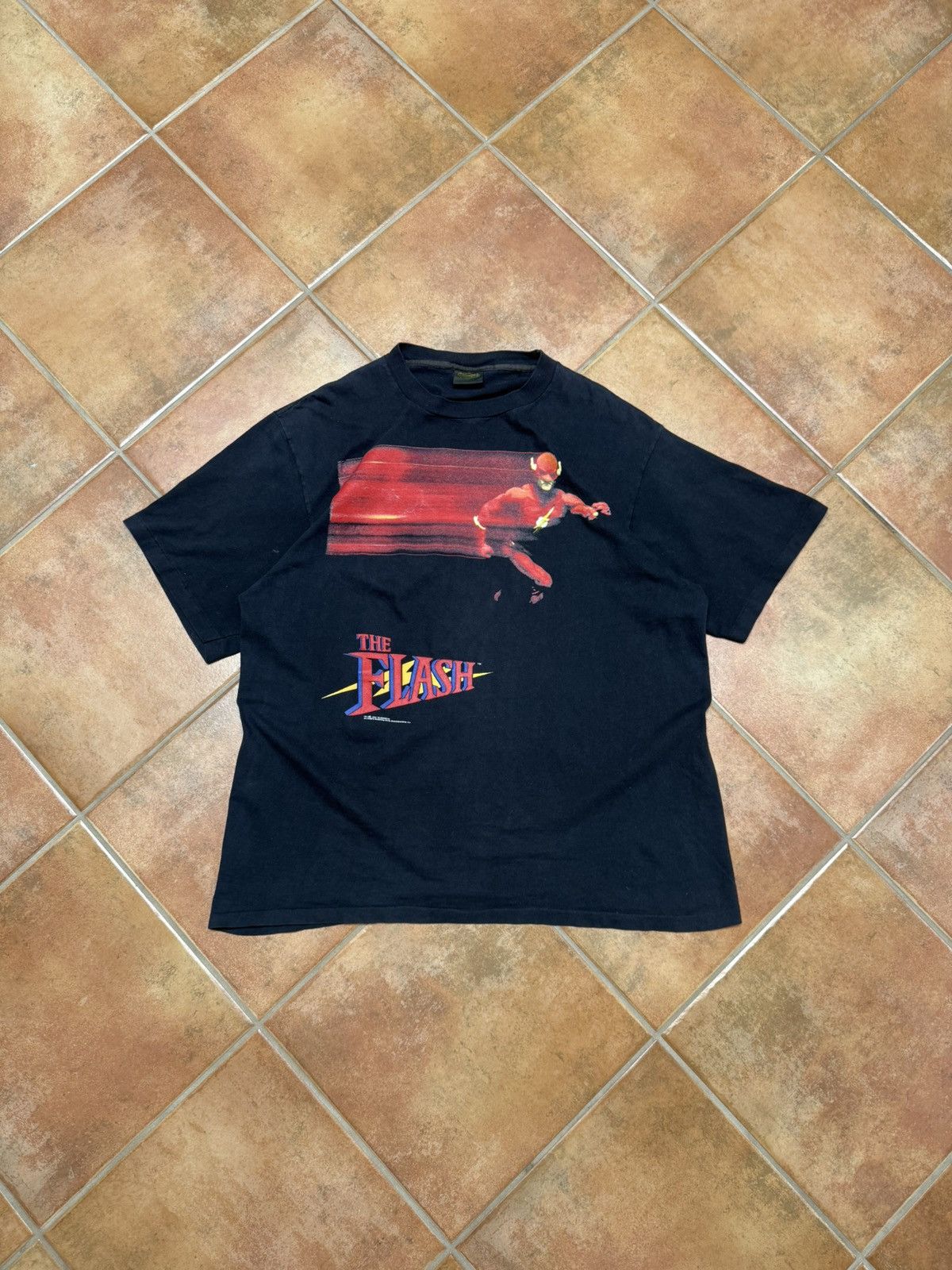 DC Comics Vintage The Flash Comic tee Size US XL / EU 56 / 4 - 1 Thumbnail