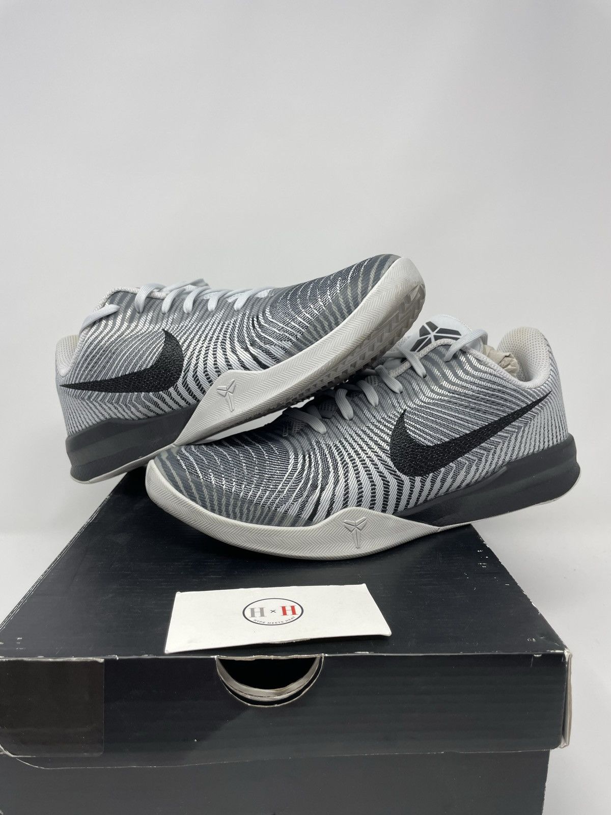 image of Nike Kobe Kb Mentality 2 Wolf Grey Shoes, Men's (Size 9)