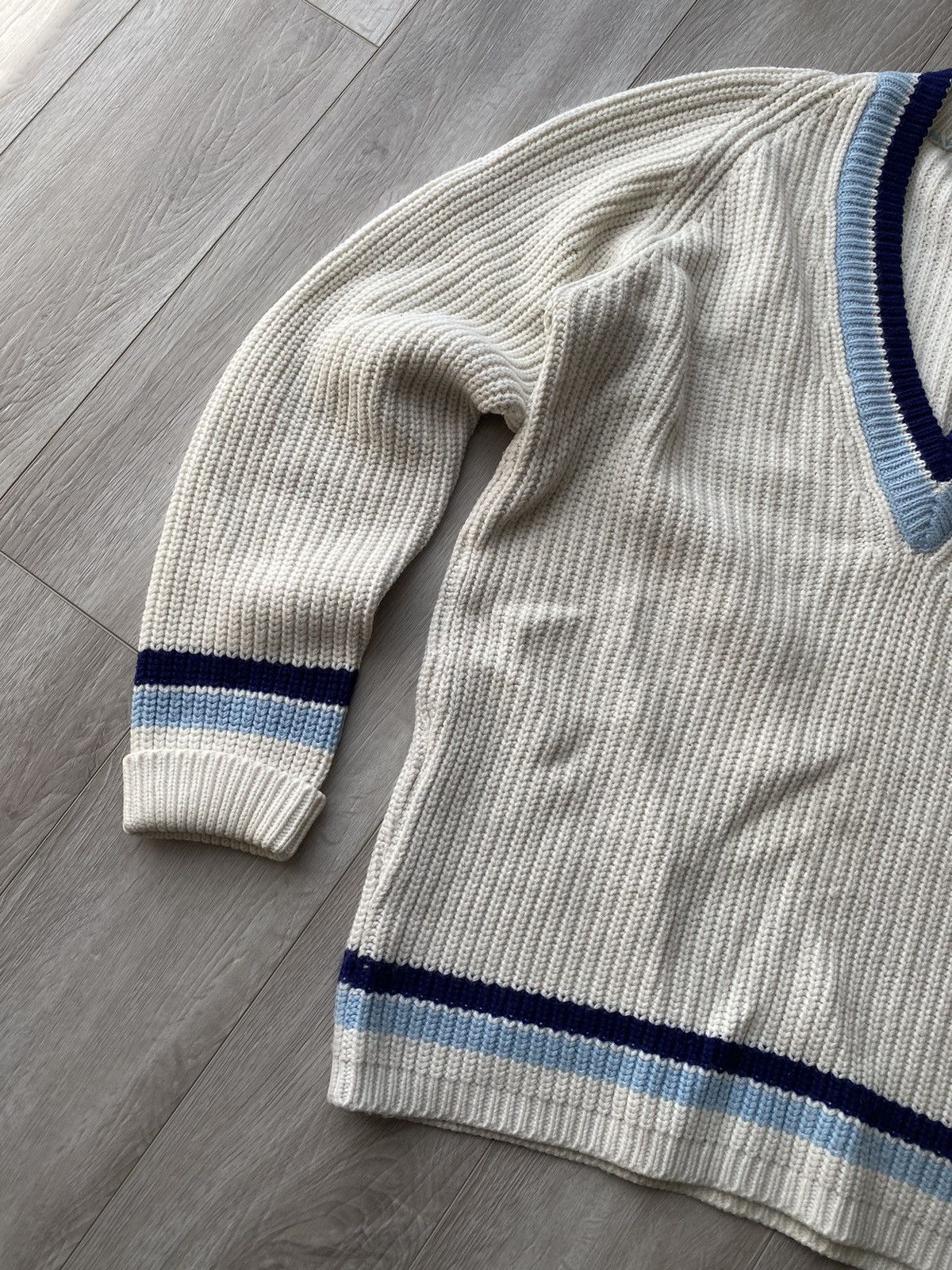 Fred Perry × Vintage Fred Perry vintage v neck sweater knit white tennis cable Size US M / EU 48-50 / 2 - 2 Thumbnail