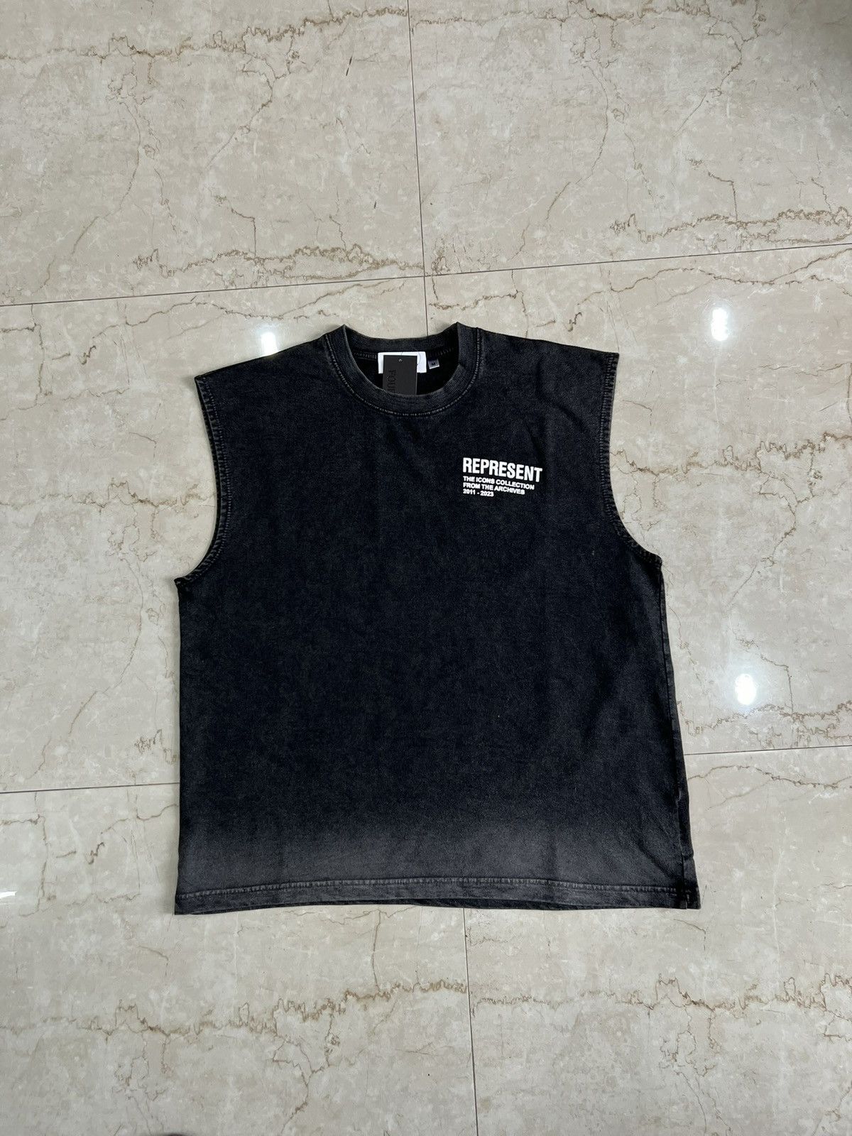 Other Vintage Faded Sleeveless Tees Size US L / EU 52-54 / 3 - 2 Thumbnail