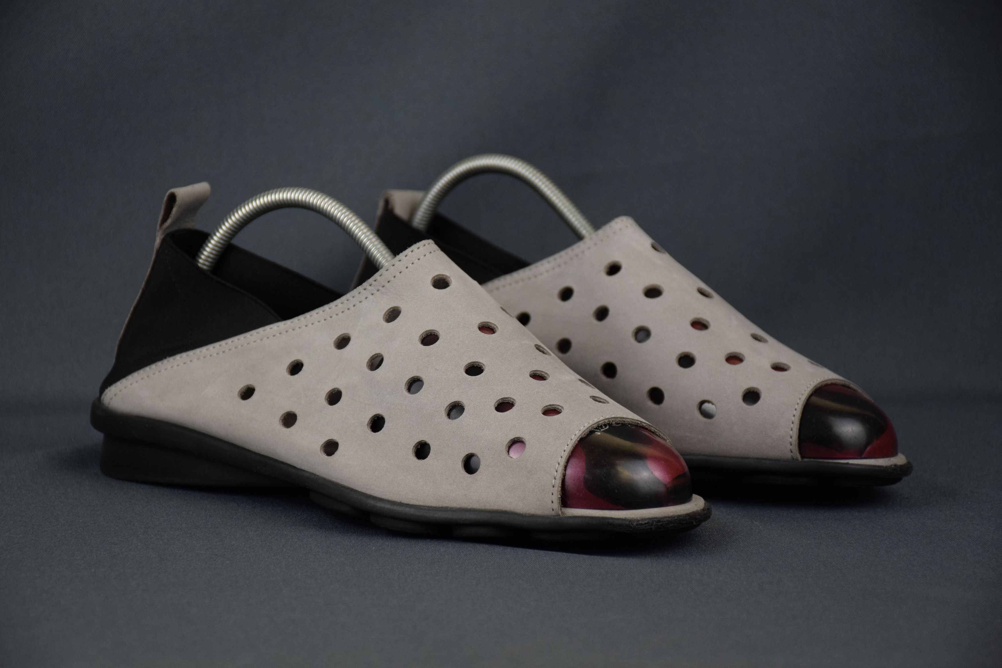 Designer ARCHE Drick Open Toe Gray Sandals Slip On US 9 UK 7 EU 40 Size US 9 / IT 39 - 1 Thumbnail