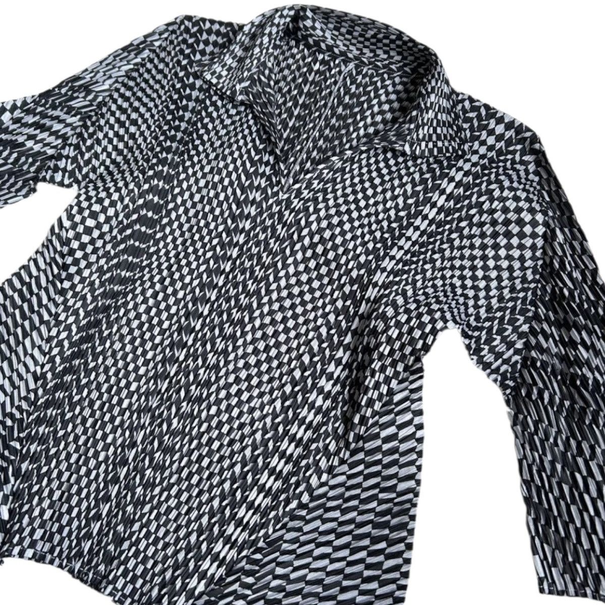 Pleats Please Issey Miyake FREE TARIFF Pleats Please Pleated Tribal Patterned Size M / US 6-8 / IT 42-44 - 4 Thumbnail