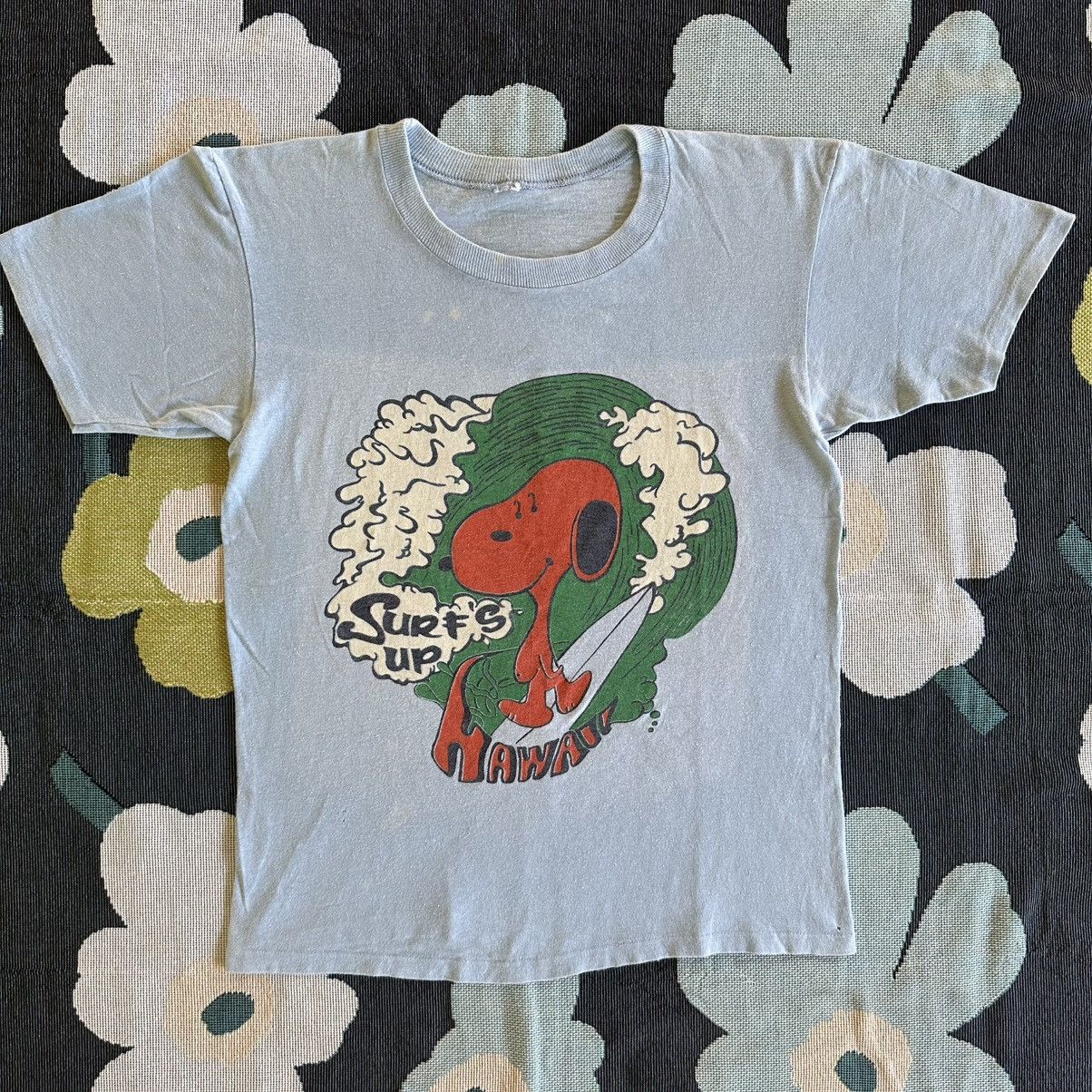 Vintage Vintage 70s Snoopy Surf’s Up!! Shirt Size US S / EU 44-46 / 1 - 1 Thumbnail